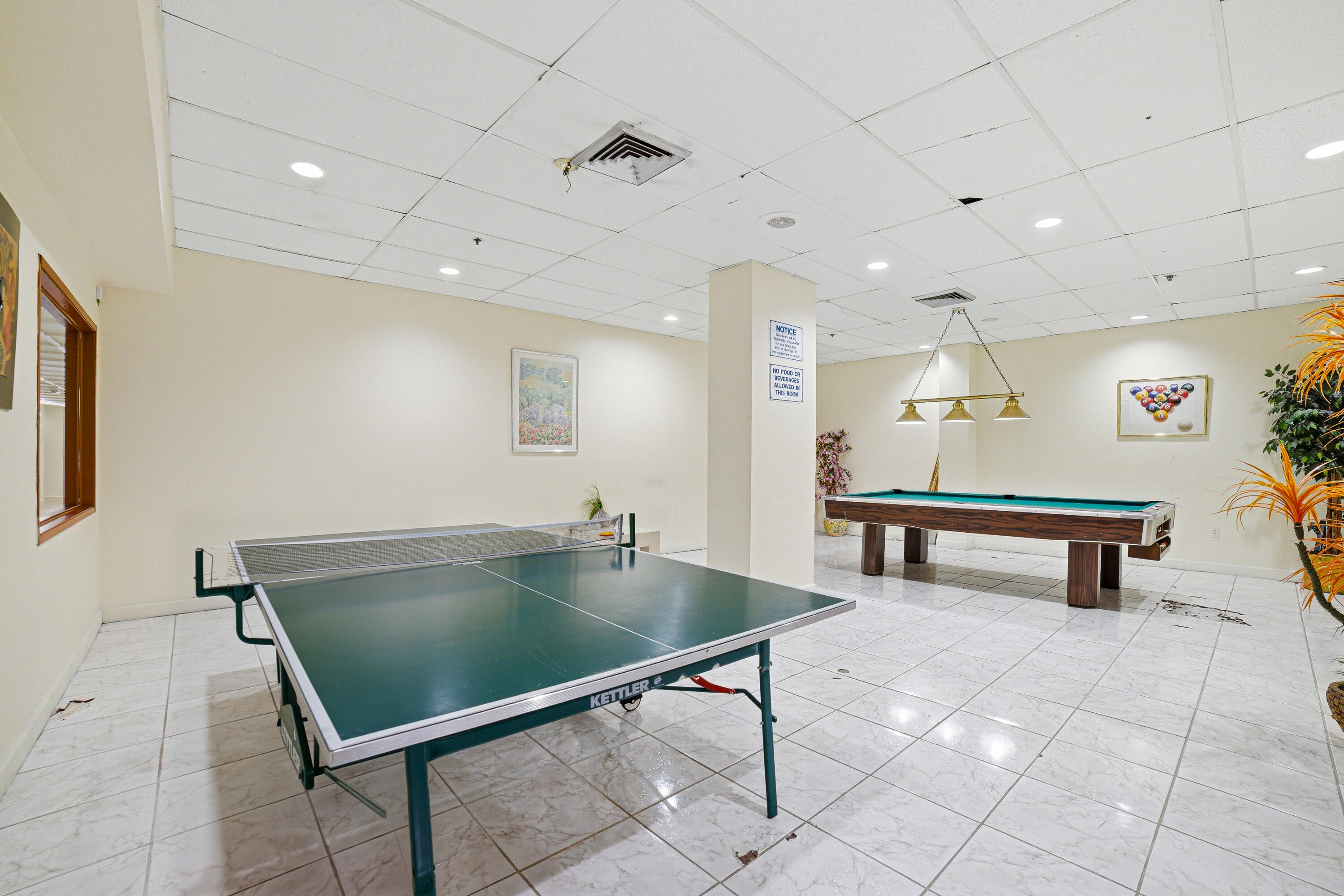 image Winston Towers 60031