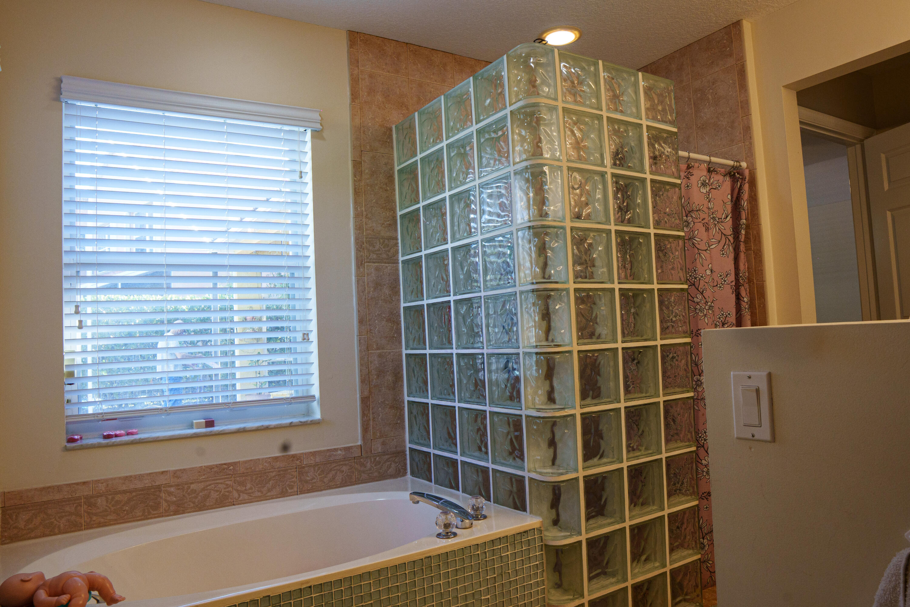 8058 Via Hacienda Riviera Beach, FL 33418