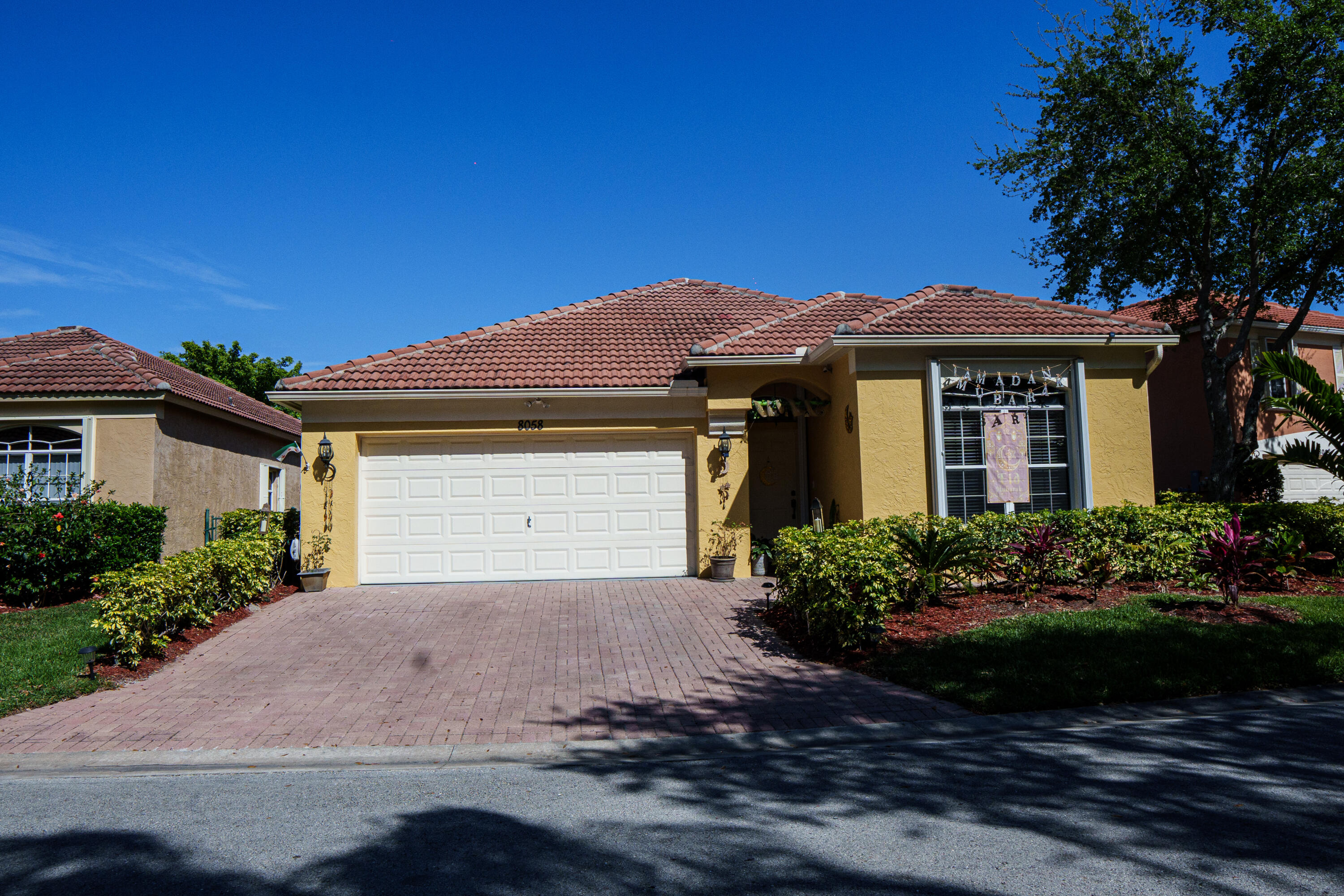 8058 Via Hacienda Riviera Beach, FL 33418