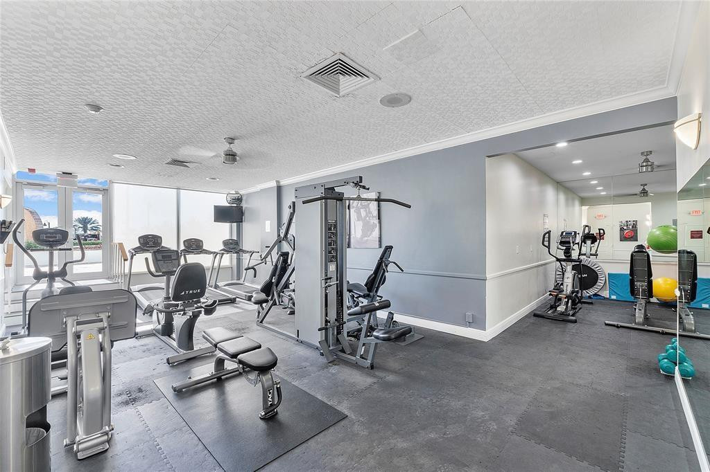 2000 S Ocean #407 Fort Lauderdale, FL 33316
