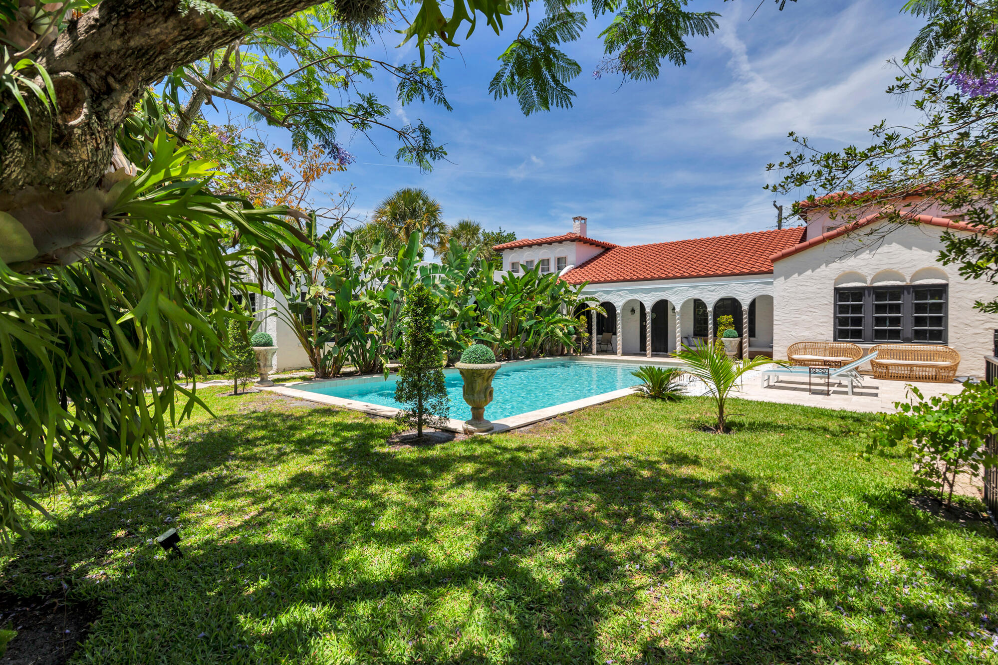333 Murray West Palm Beach, FL 33405