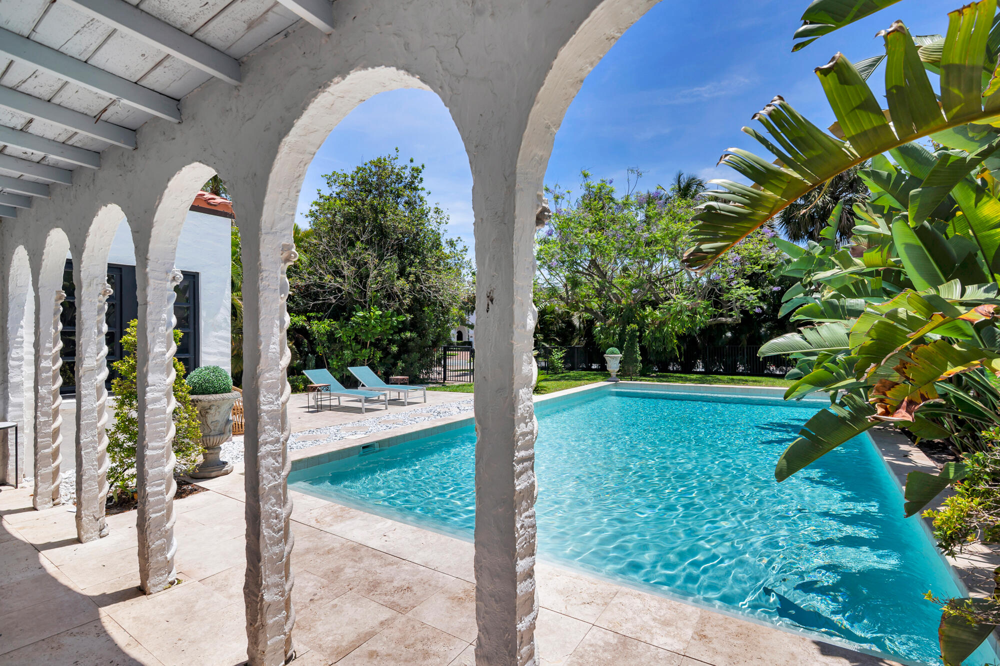 333 Murray West Palm Beach, FL 33405