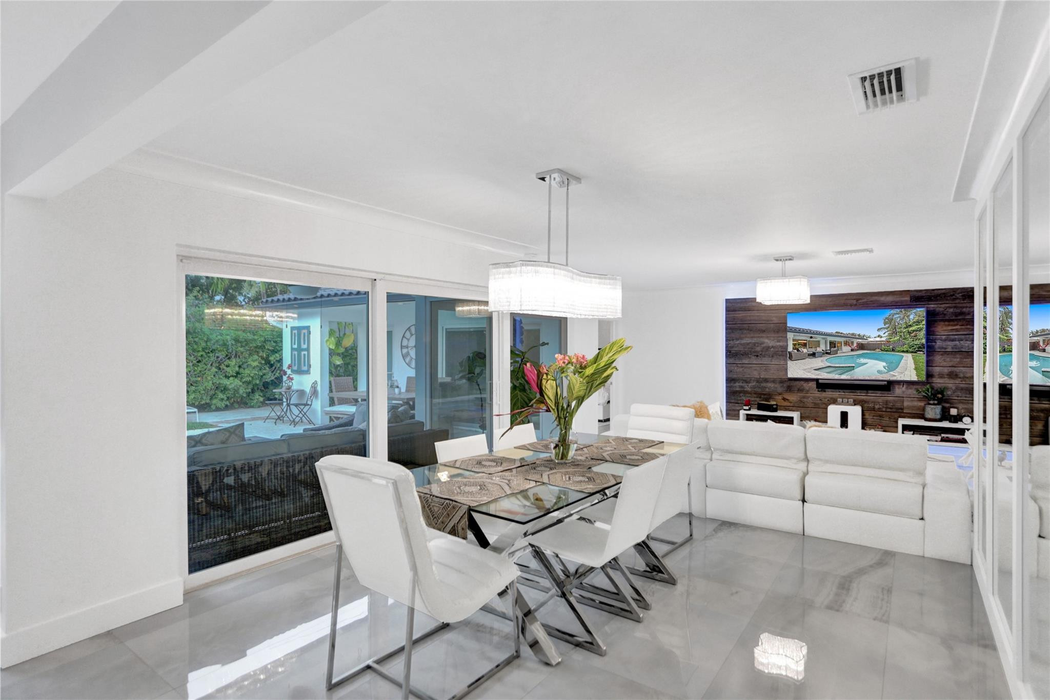 2051 NE 59th Fort Lauderdale, FL 33308
