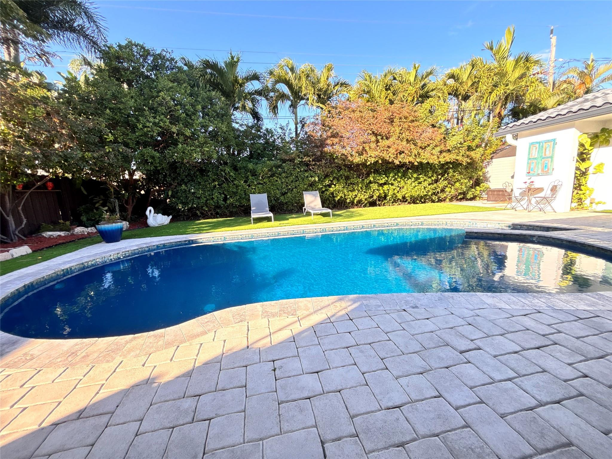 2051 NE 59th Fort Lauderdale, FL 33308