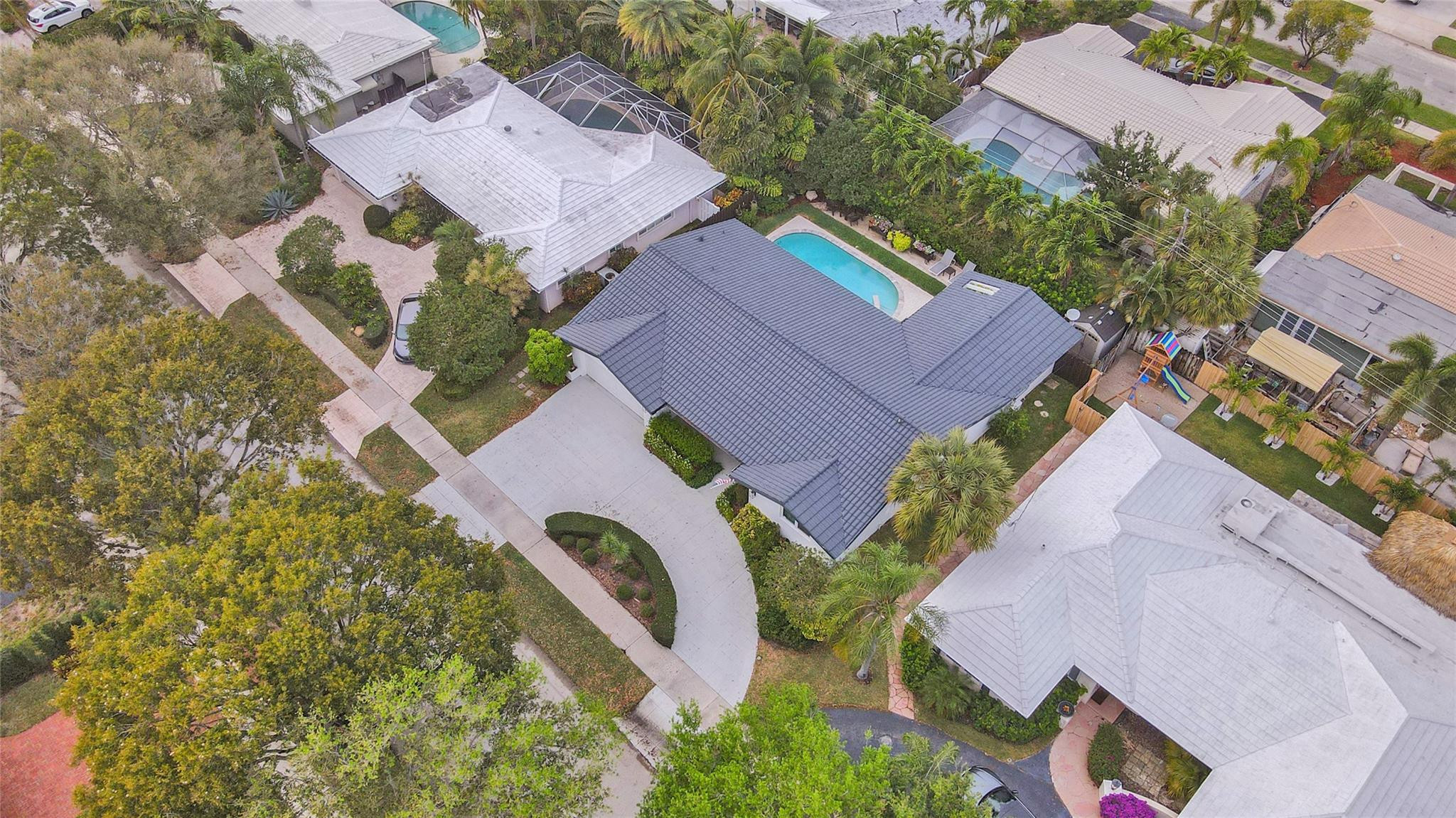 2051 NE 59th Fort Lauderdale, FL 33308