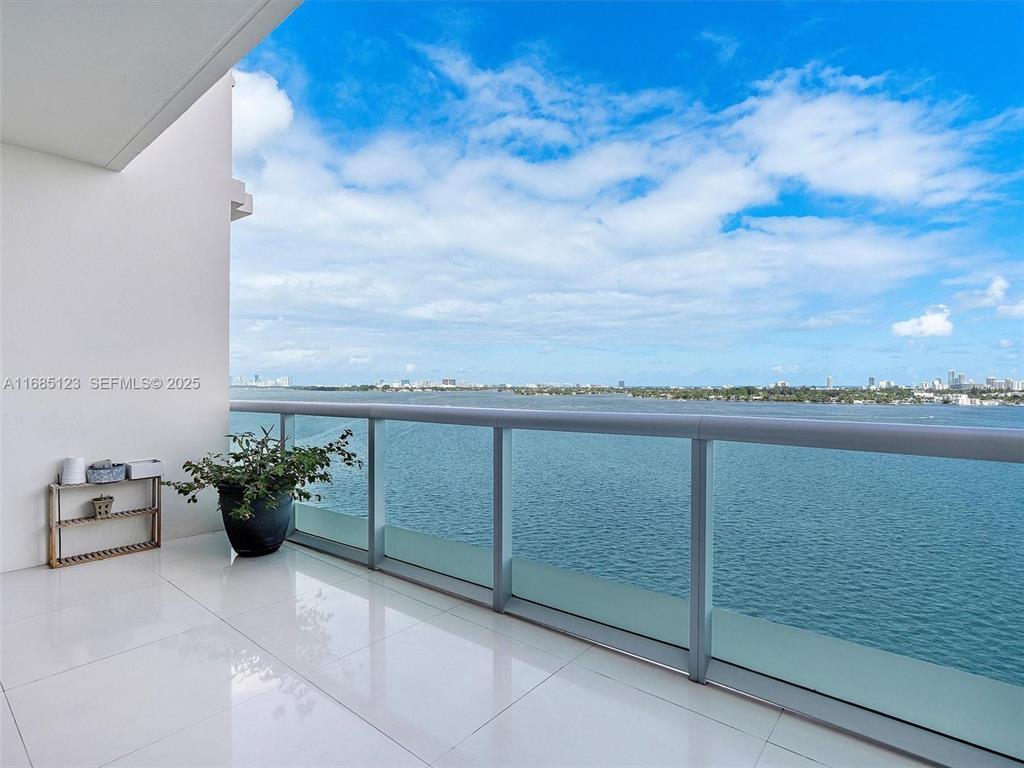 image Cielo on the Bay5