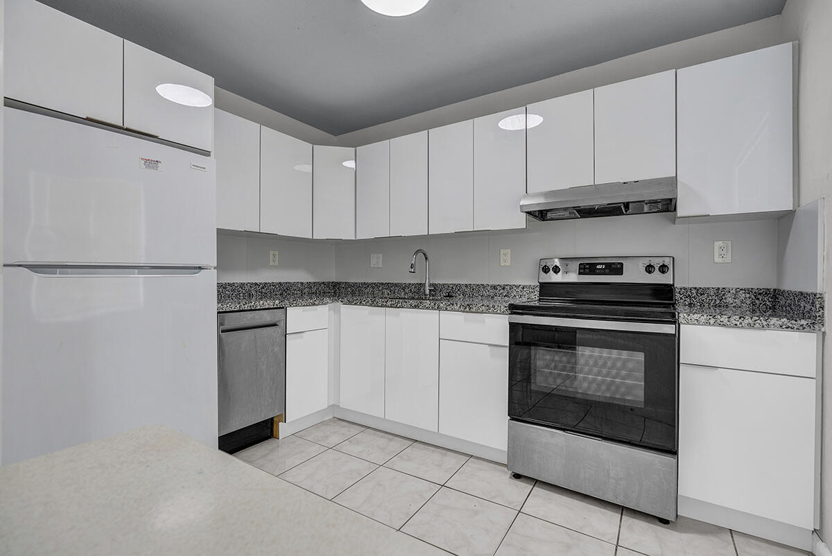 340 NW 19th #3080
