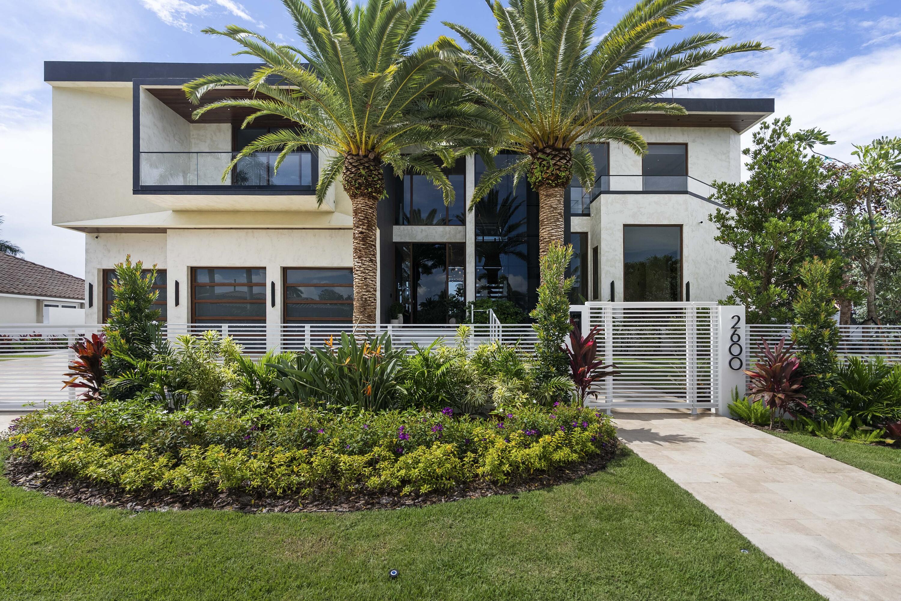 2600 NE 24th Lighthouse Point, FL 33064