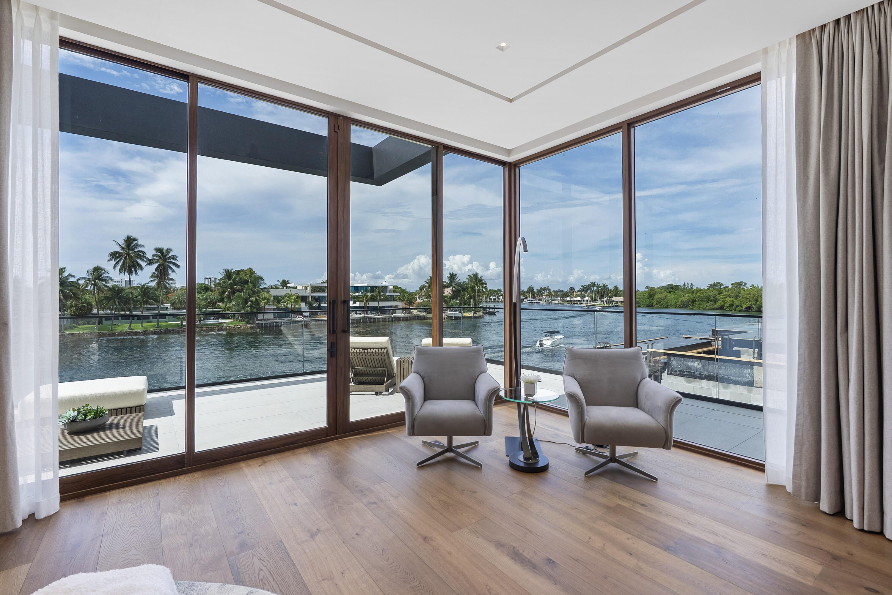 2600 NE 24th Lighthouse Point, FL 33064