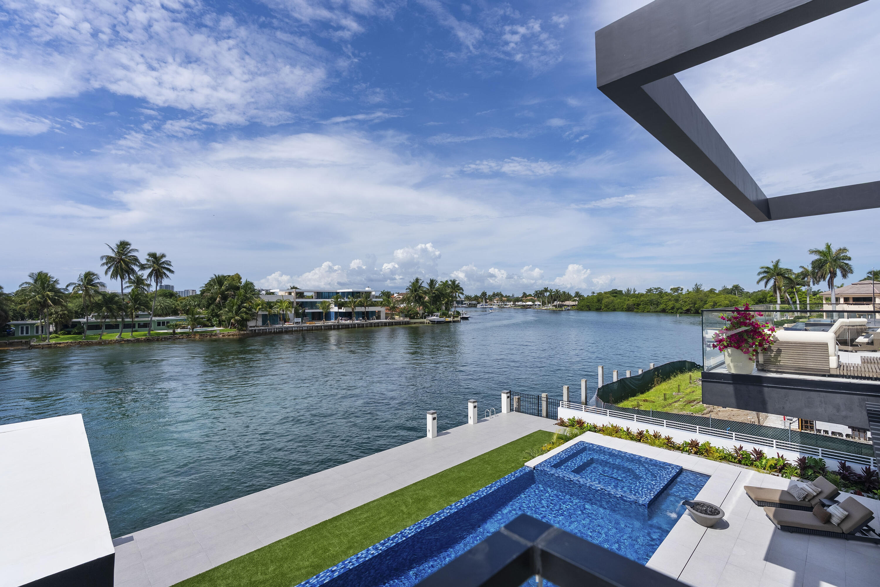 2600 NE 24th Lighthouse Point, FL 33064