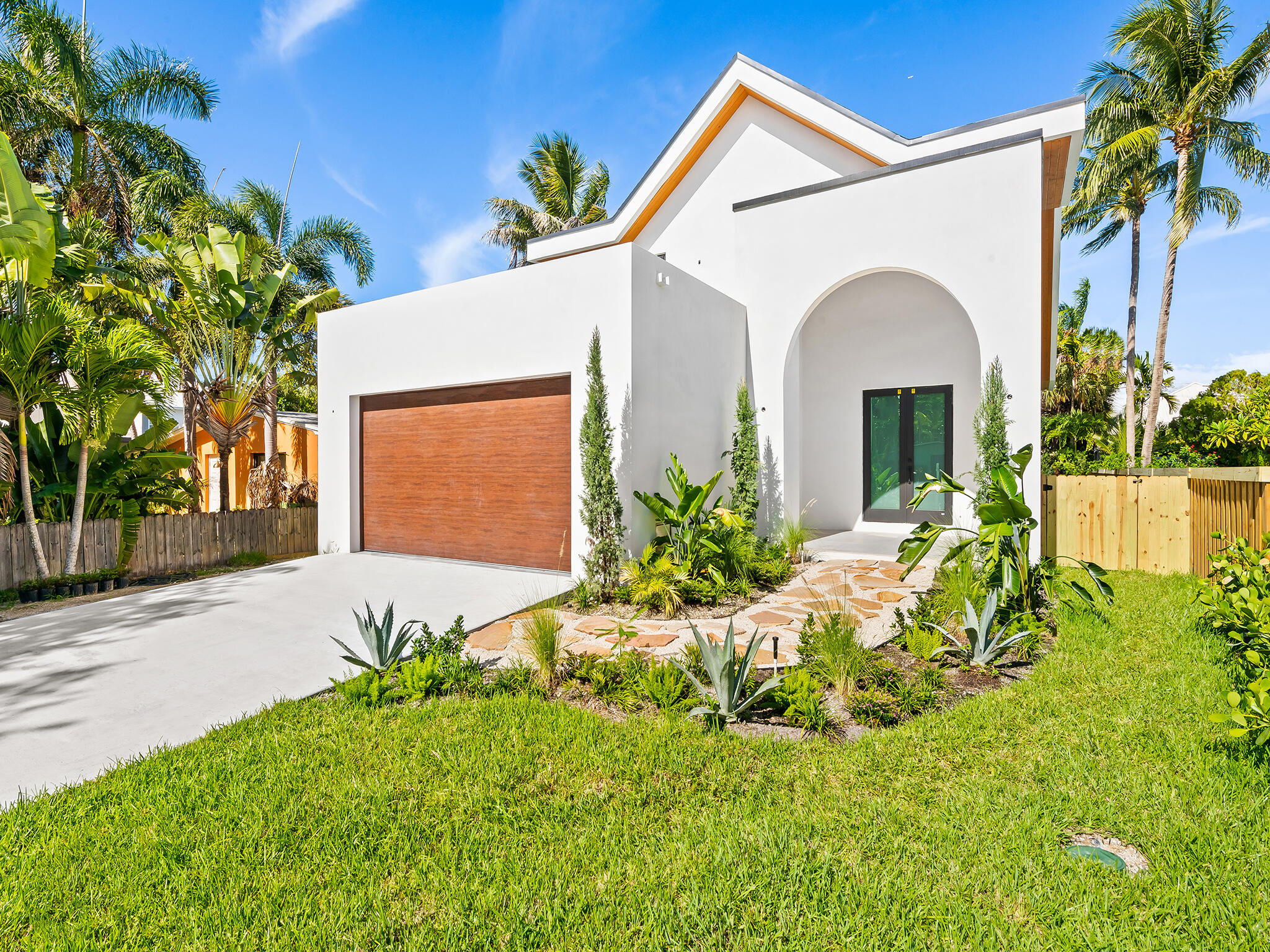 1628 NE 17th