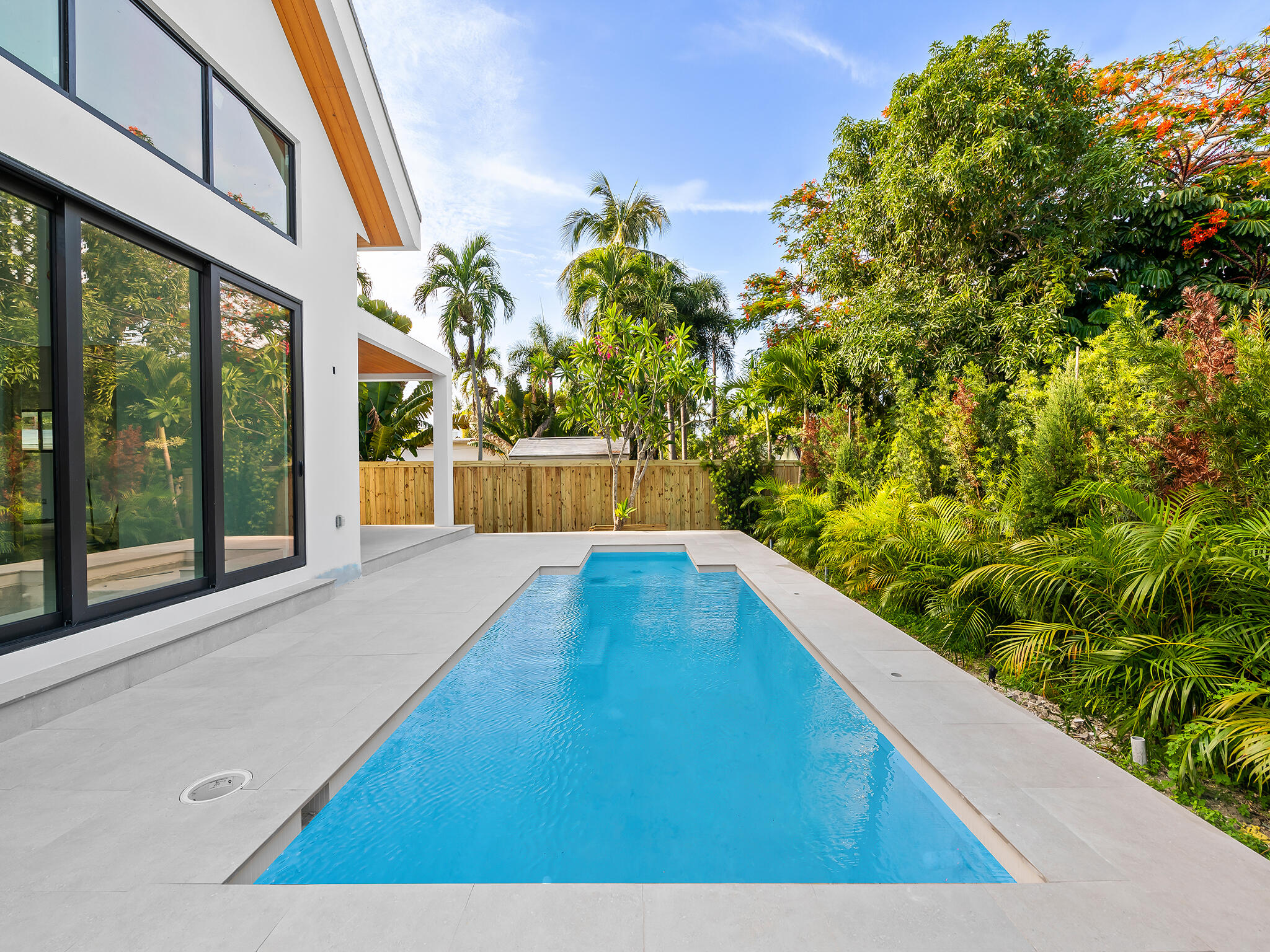 1628 NE 17th Fort Lauderdale, FL 33305
