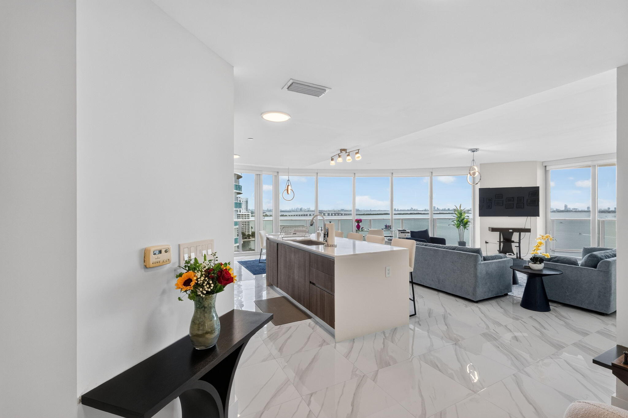 image Aria on the Bay12