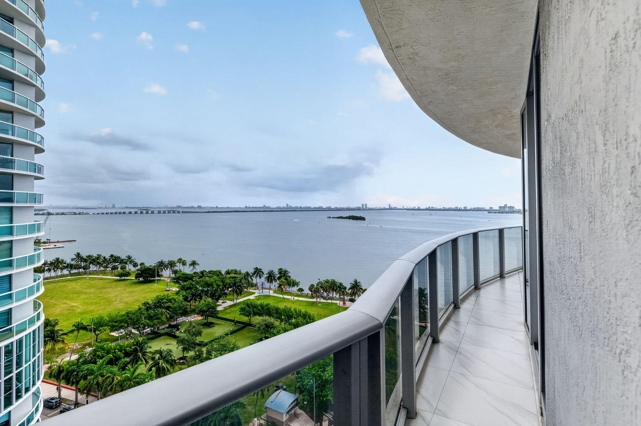 image Aria on the Bay16