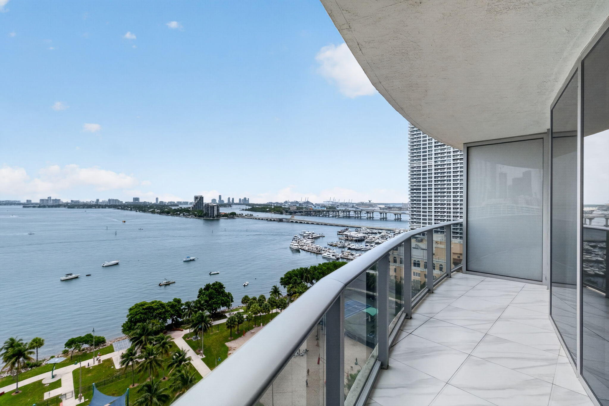 image Aria on the Bay22