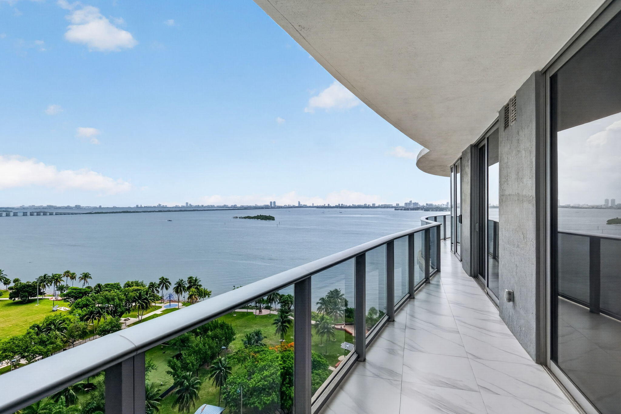 image Aria on the Bay27