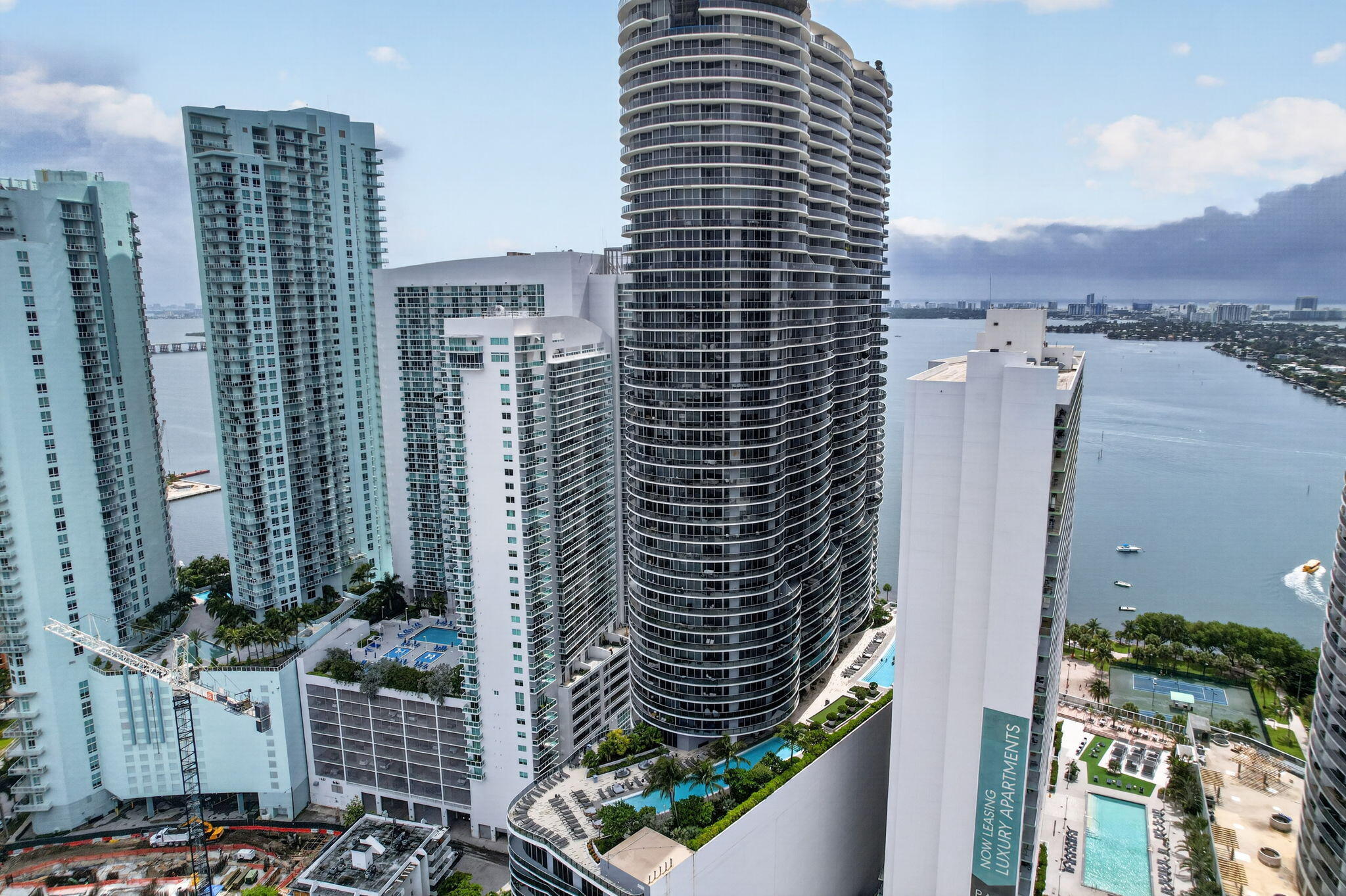 image Aria on the Bay57