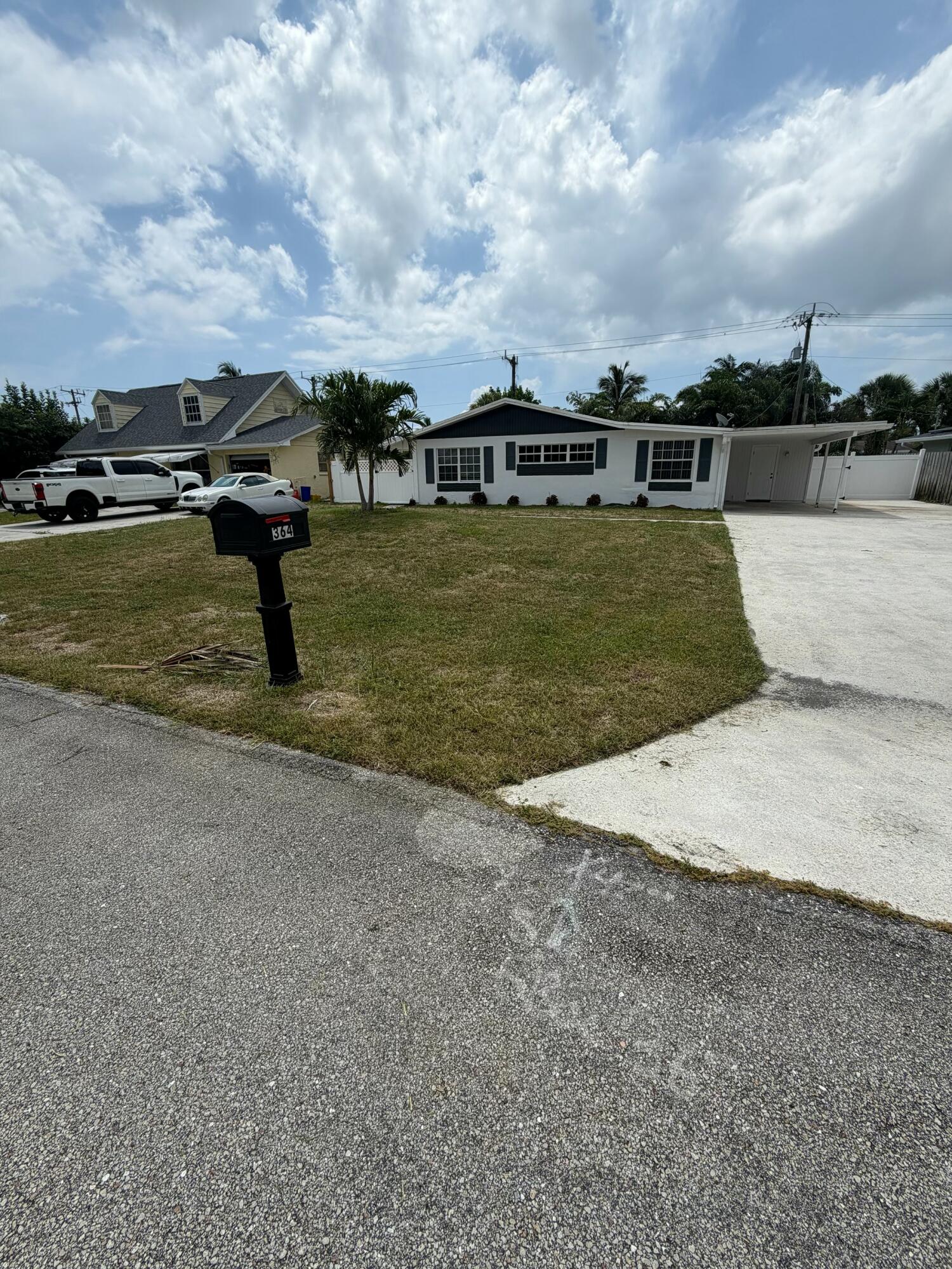 364 Gdn Blvd