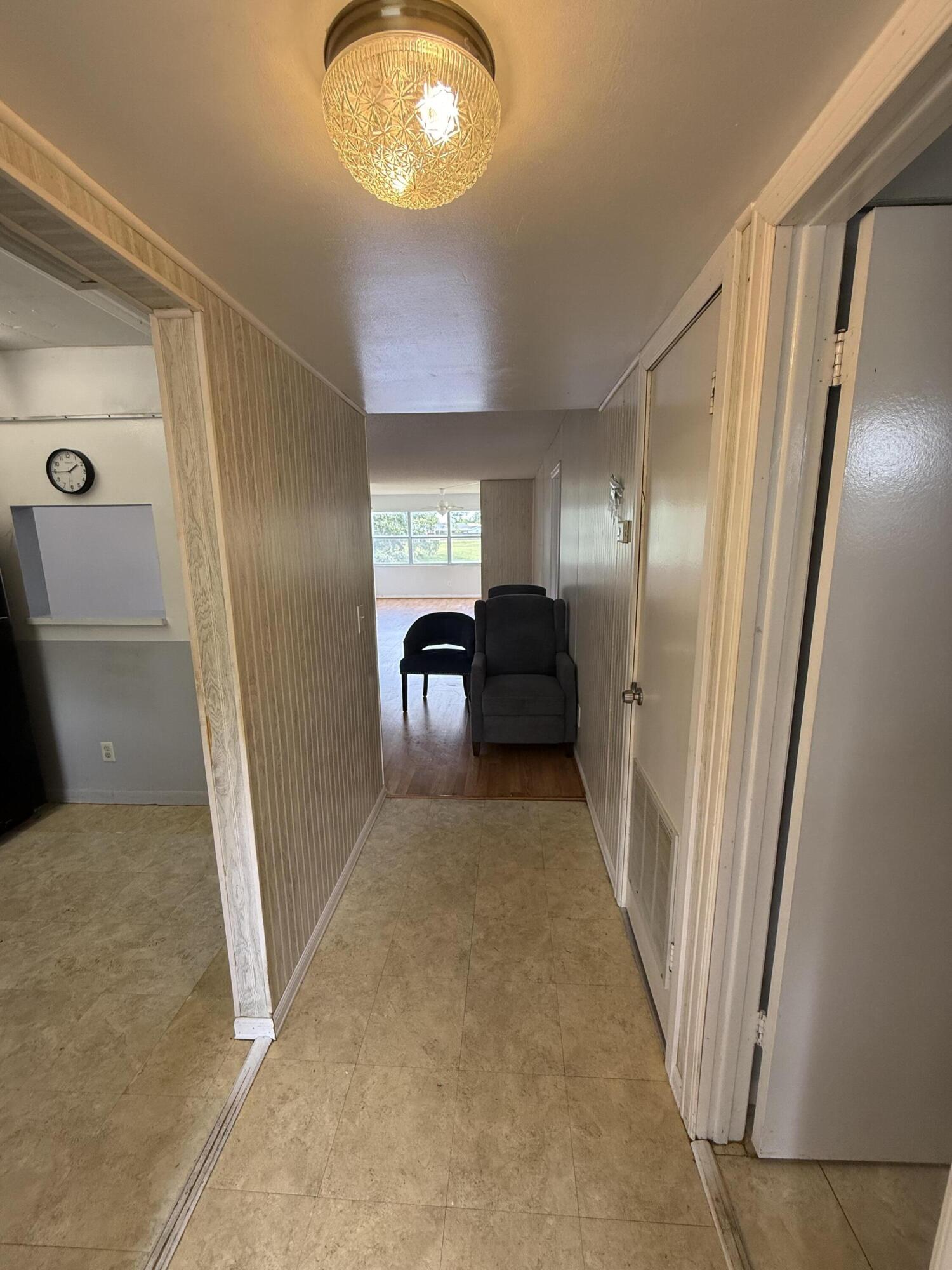 9881 Sunrise Lks Blvd #104 Sunrise, FL 33322