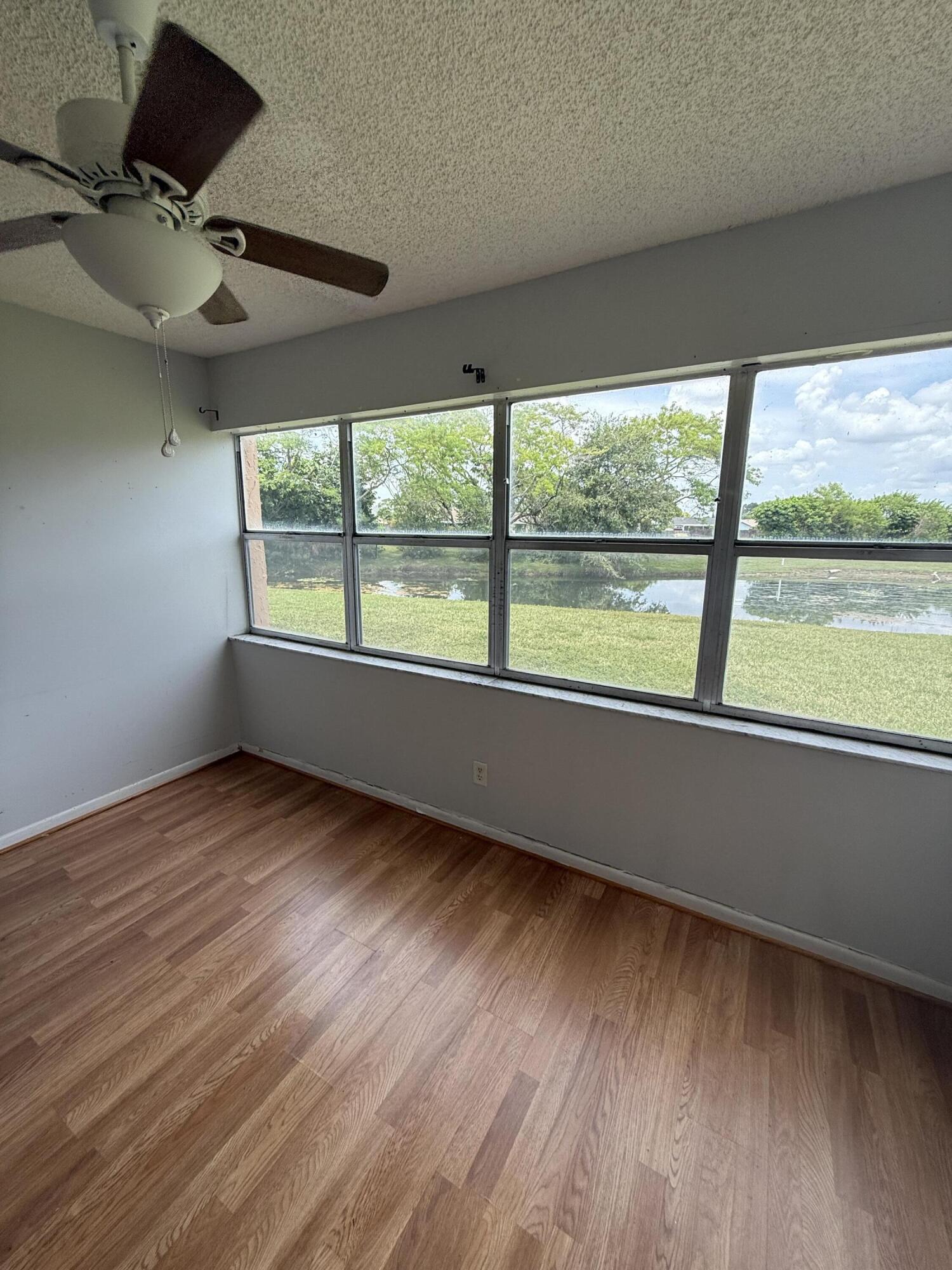 9881 Sunrise Lks Blvd #104 Sunrise, FL 33322