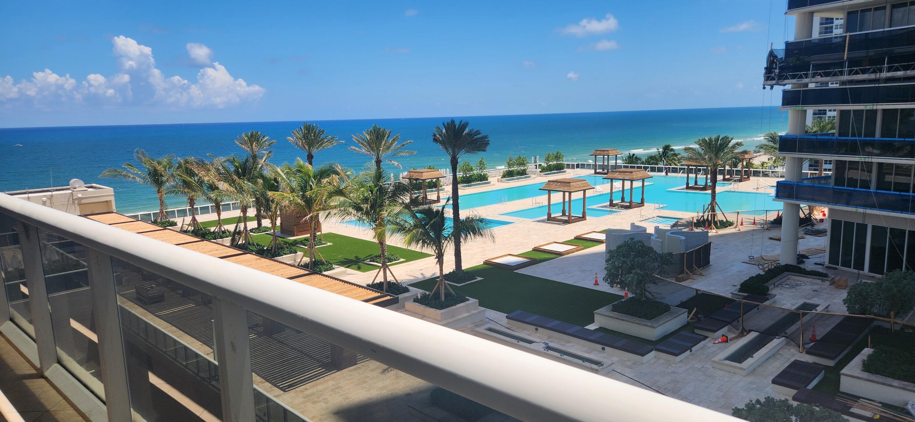image Beach Club 247