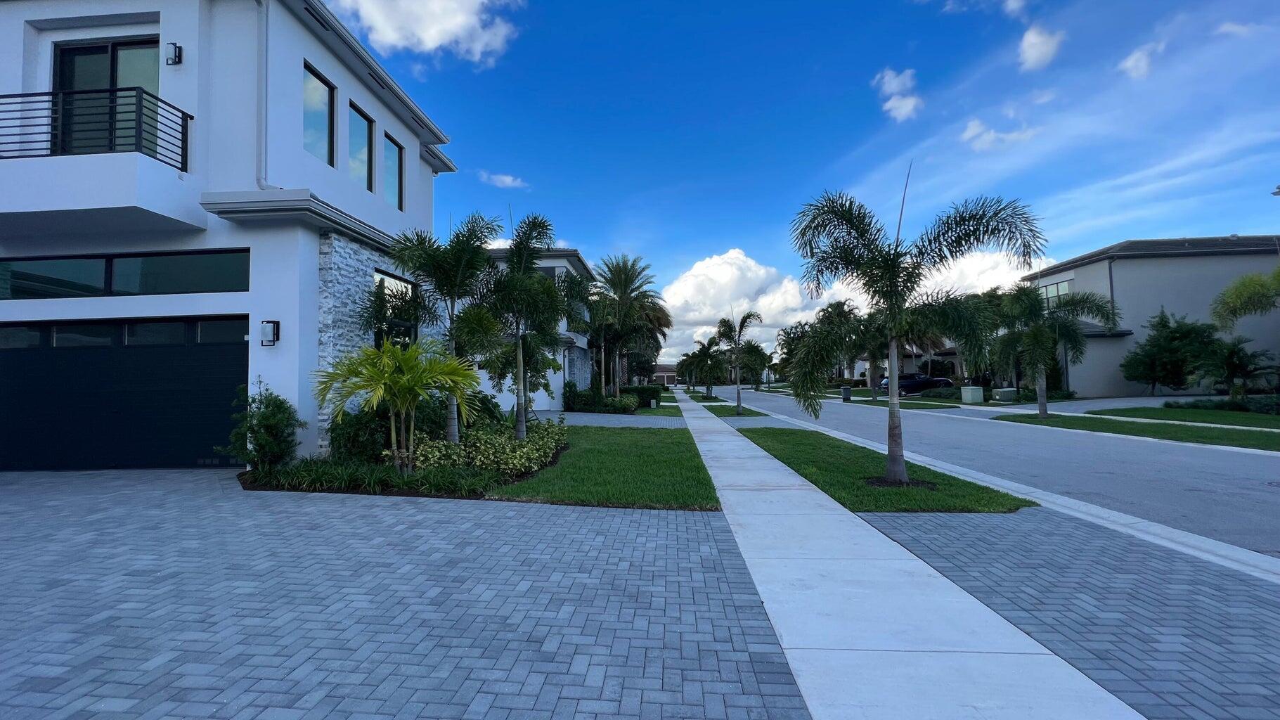 17179 Ludovica Boca Raton, FL 33496