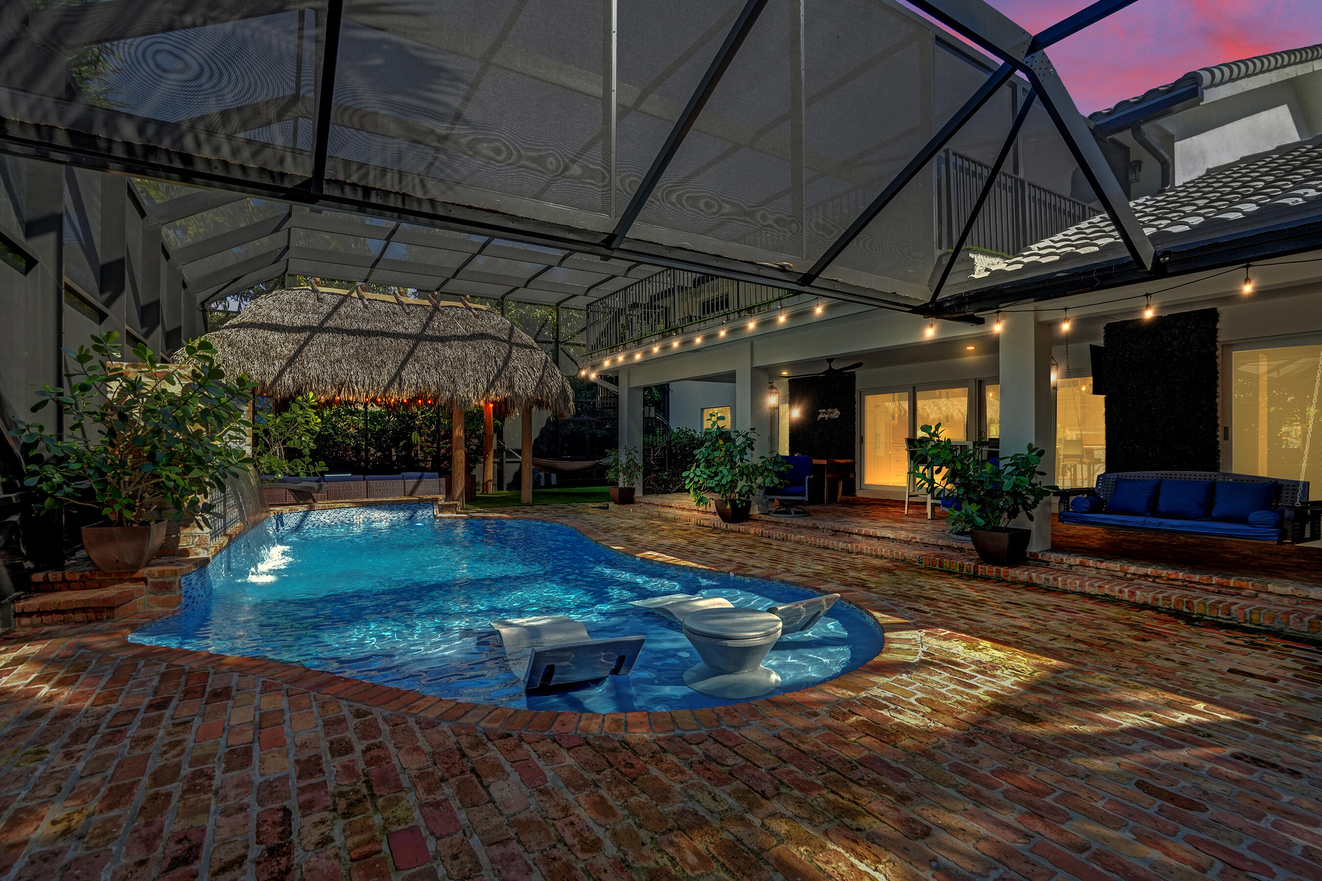738 Middle Riv Dr Fort Lauderdale, FL 33304