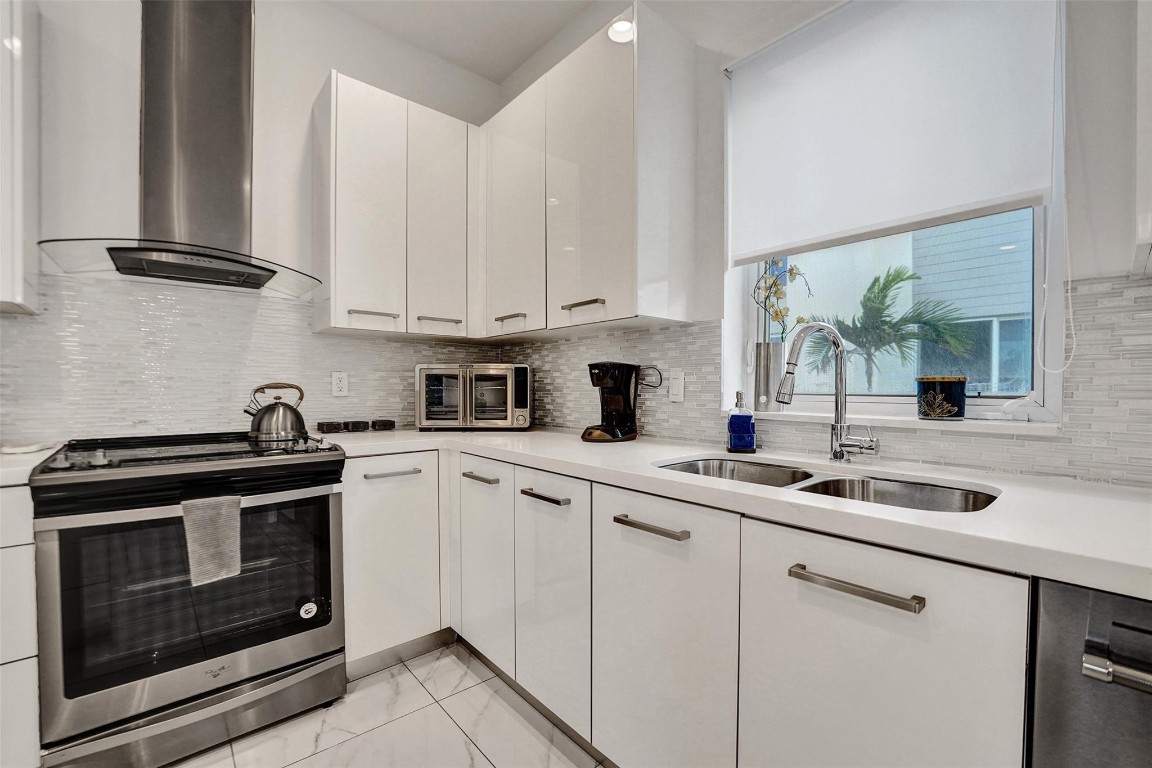 1371 N Ocean Pompano Beach, FL 33062