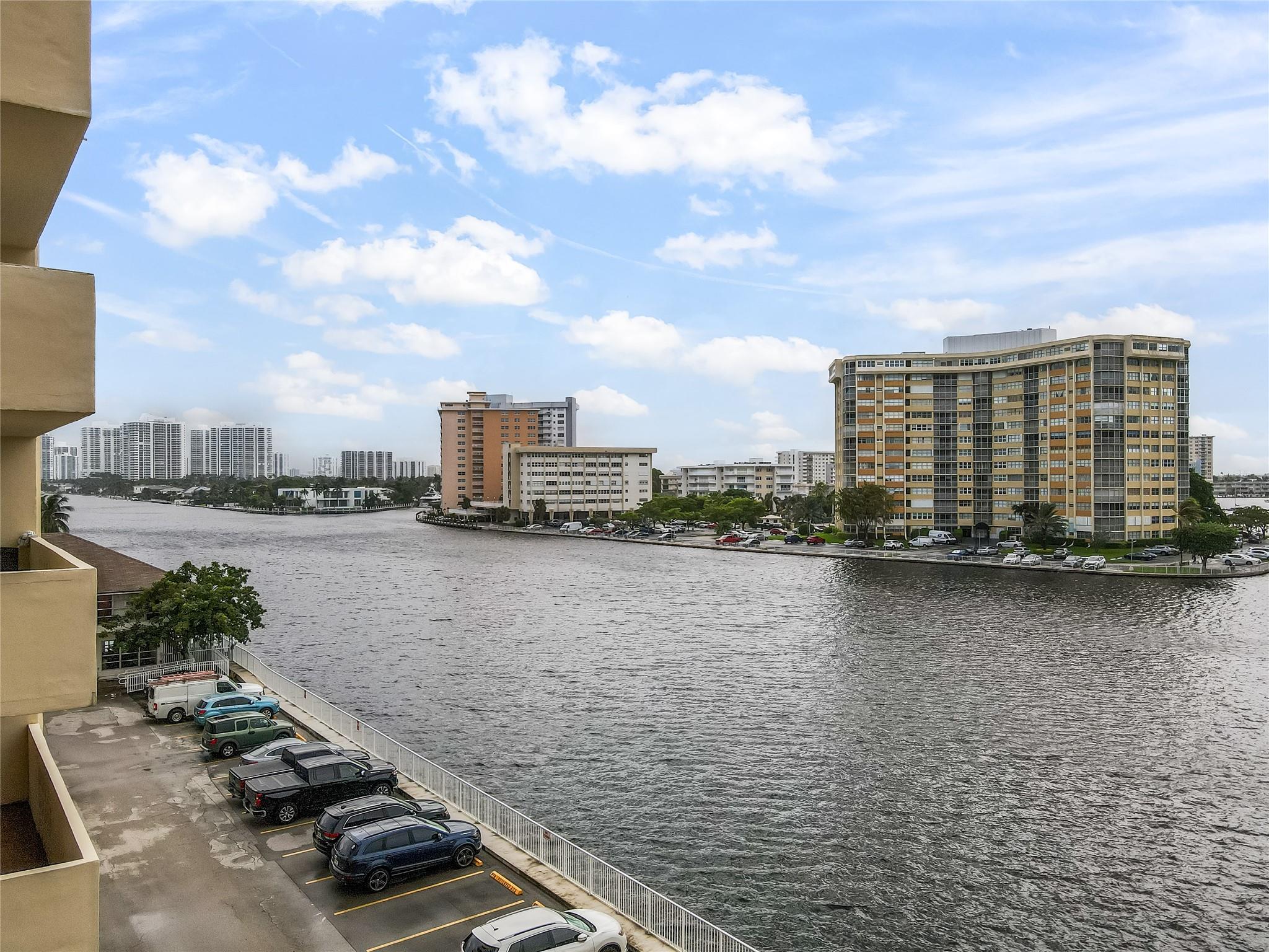 1833 S Ocean Dr #1608,Hallandale Beach, FL 33009