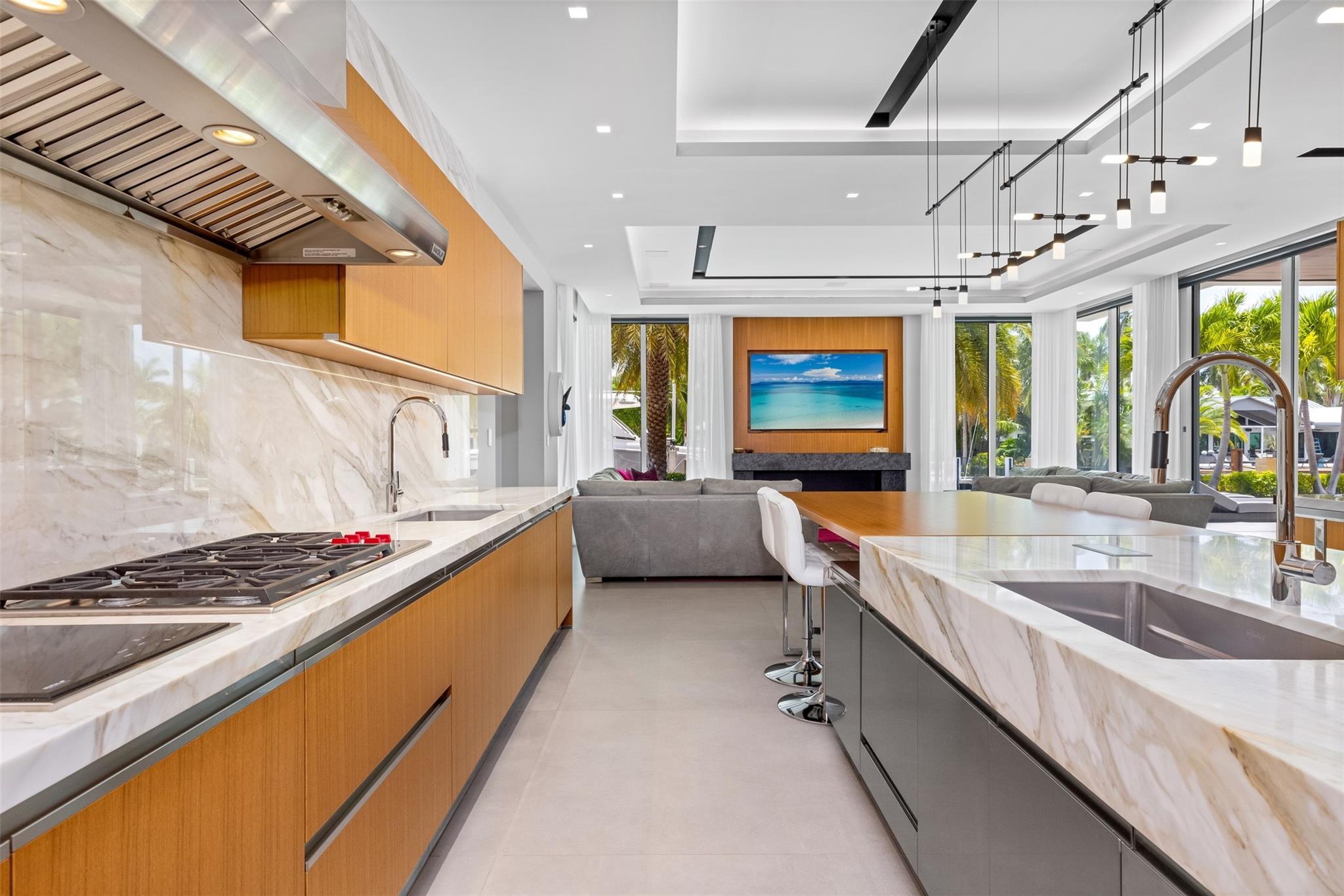 650 Royal Plz Dr Fort Lauderdale, FL 33301 650 Royal Plz Dr Fort Lauderdale, FL 33301