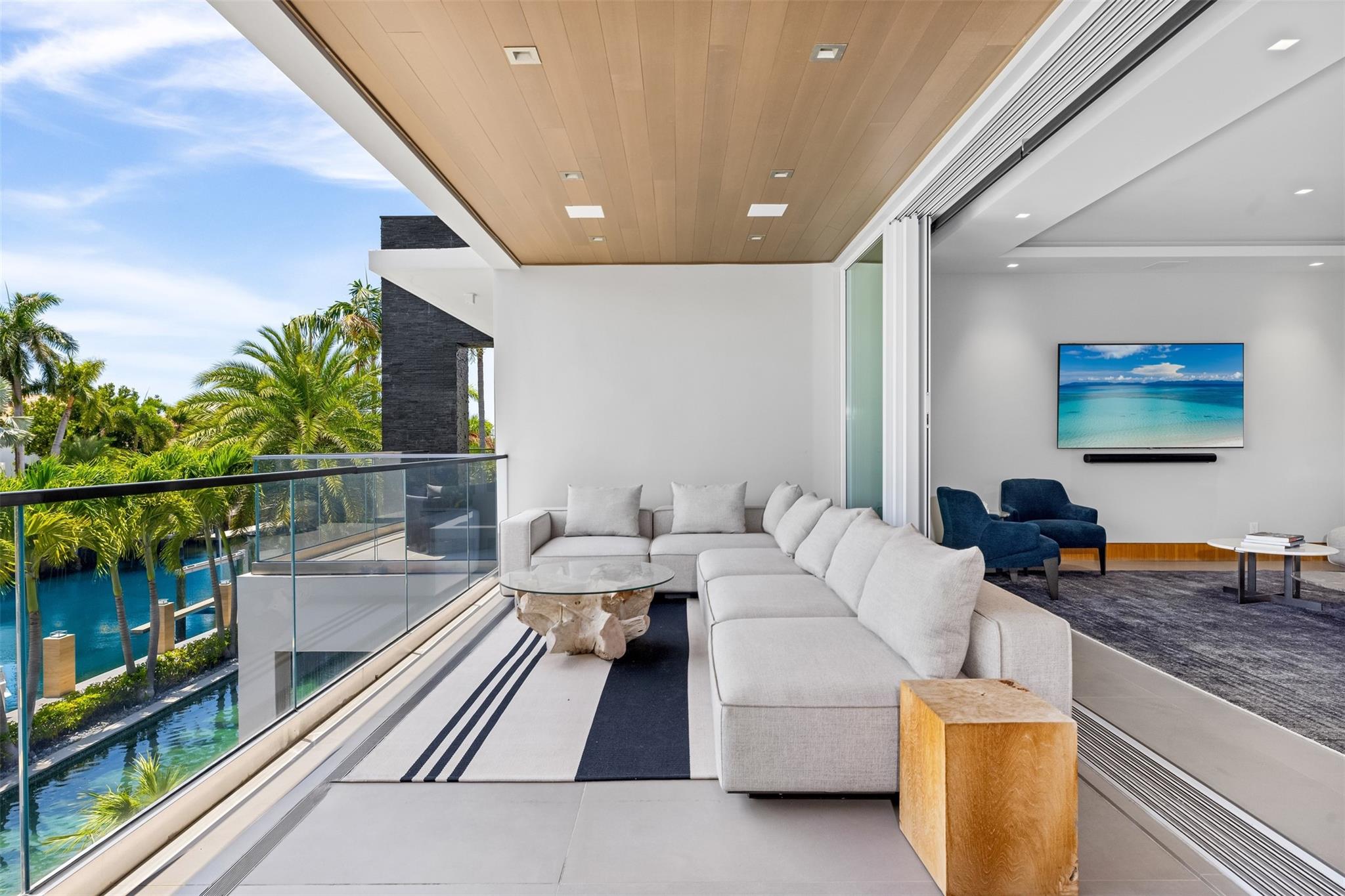 650 Royal Plz Dr Fort Lauderdale, FL 33301 650 Royal Plz Dr Fort Lauderdale, FL 33301