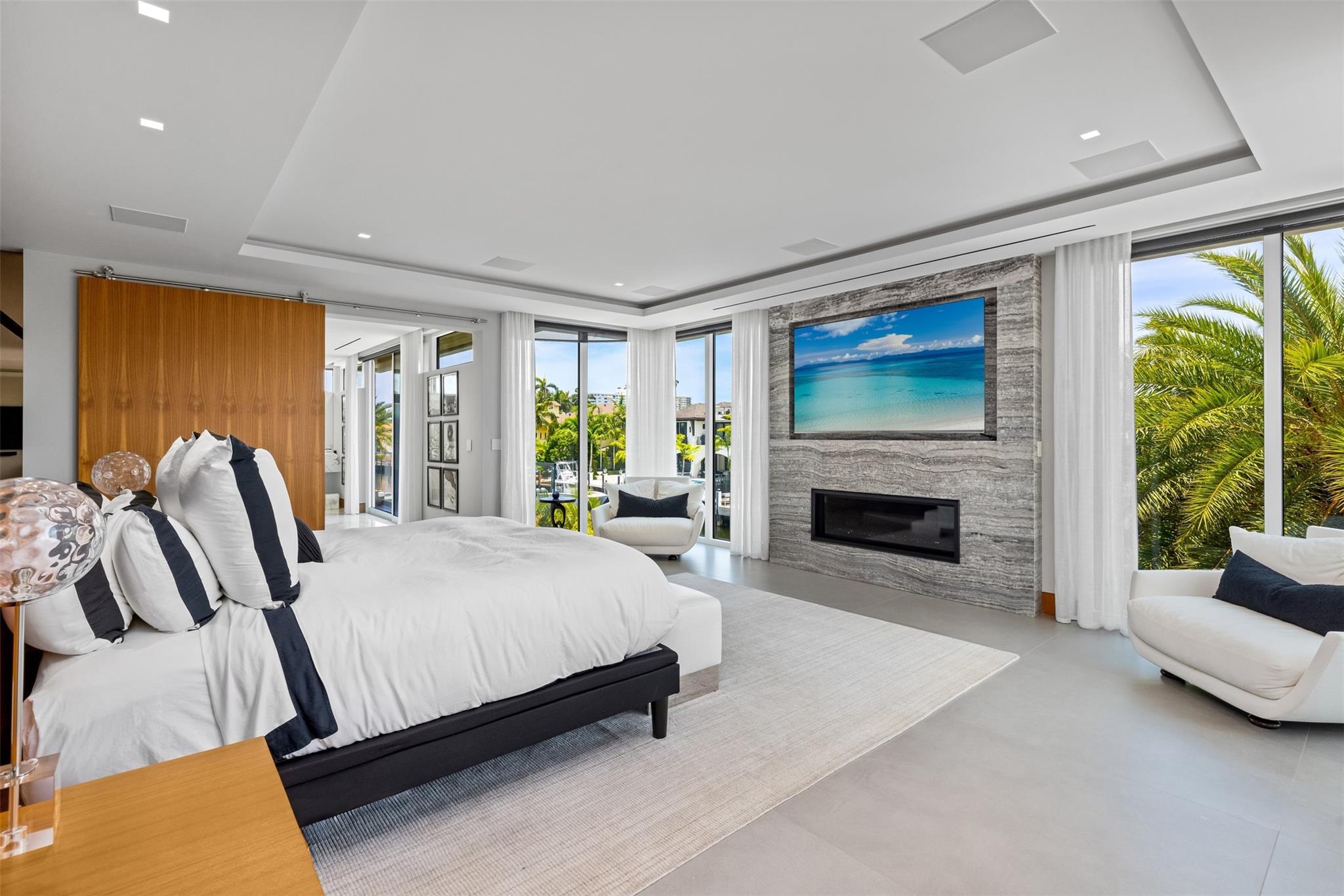 650 Royal Plz Dr Fort Lauderdale, FL 33301 650 Royal Plz Dr Fort Lauderdale, FL 33301