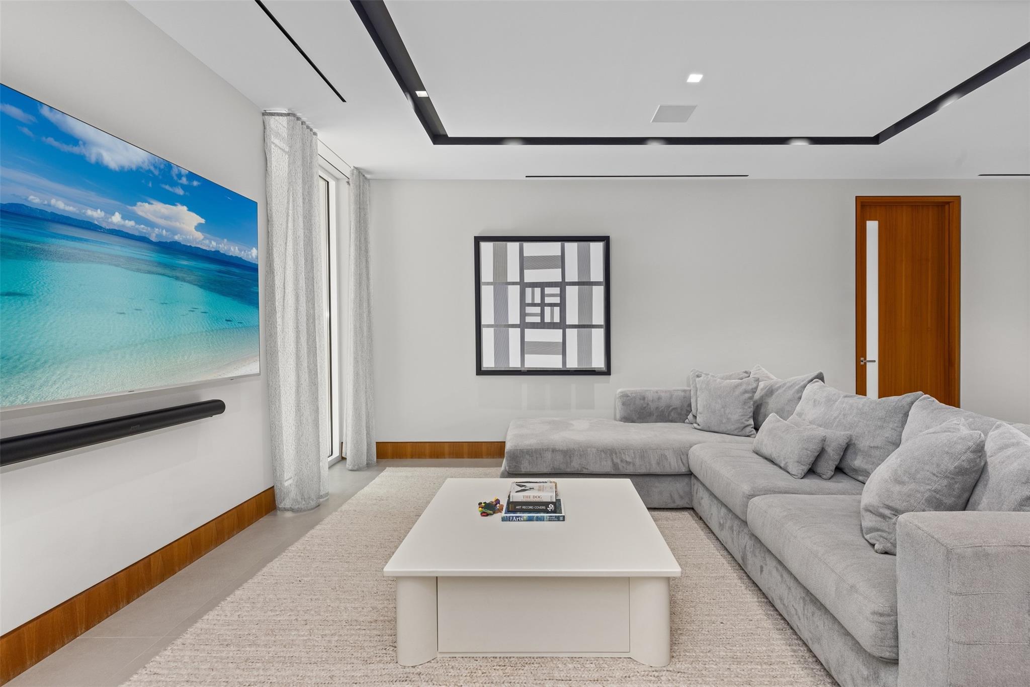 650 Royal Plz Dr Fort Lauderdale, FL 33301 650 Royal Plz Dr Fort Lauderdale, FL 33301