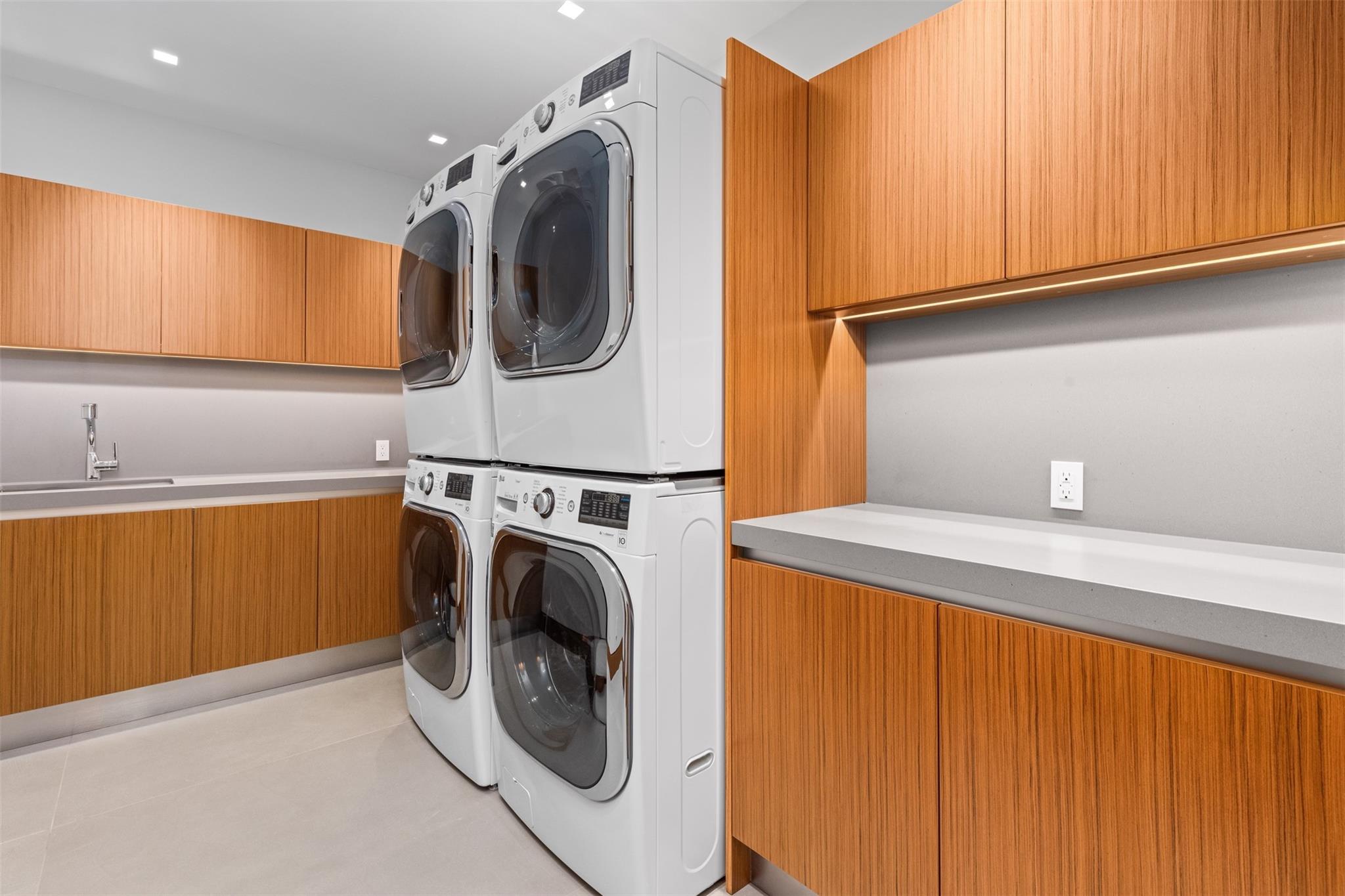 650 Royal Plz Dr Fort Lauderdale, FL 33301 650 Royal Plz Dr Fort Lauderdale, FL 33301