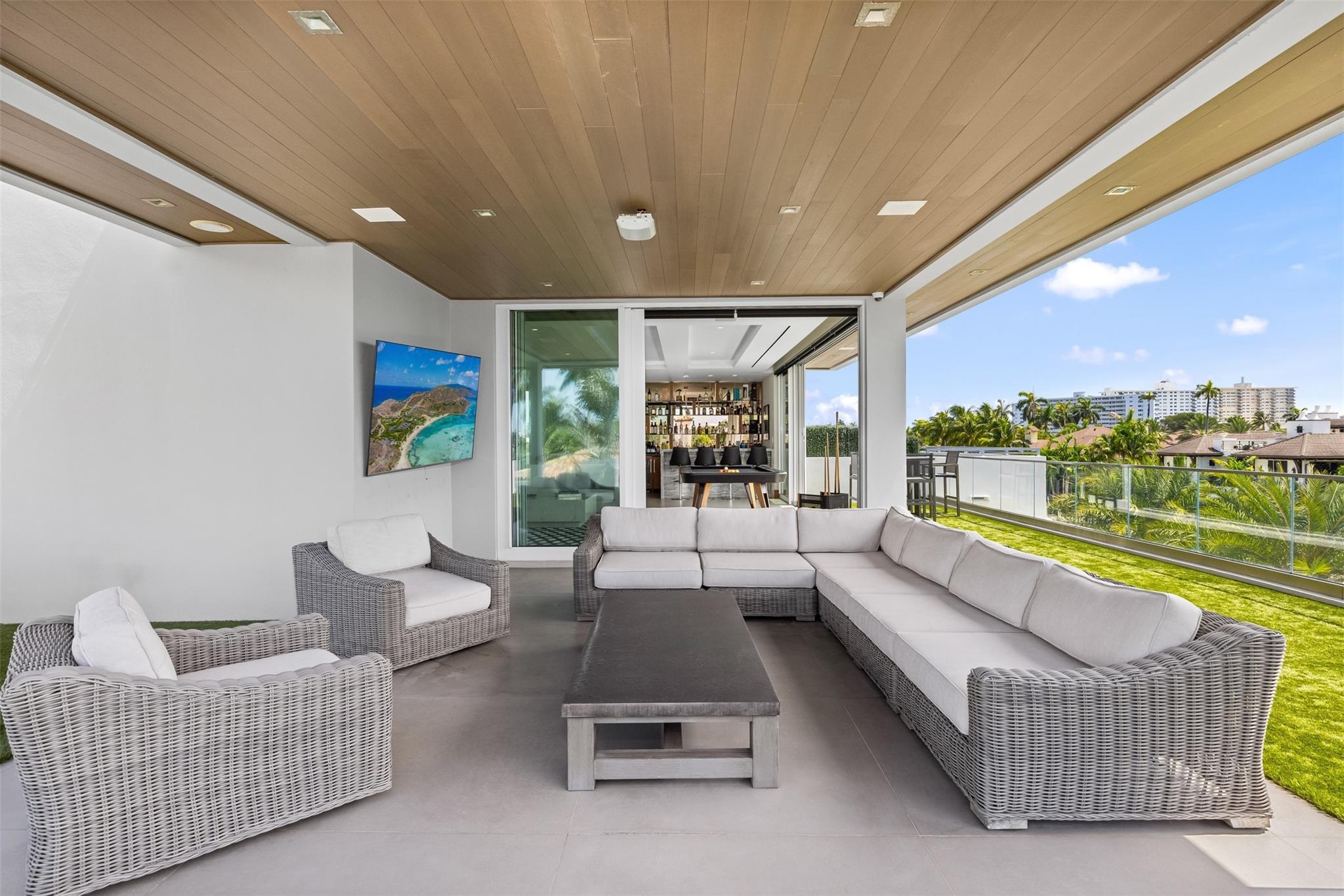 650 Royal Plz Dr Fort Lauderdale, FL 33301 650 Royal Plz Dr Fort Lauderdale, FL 33301