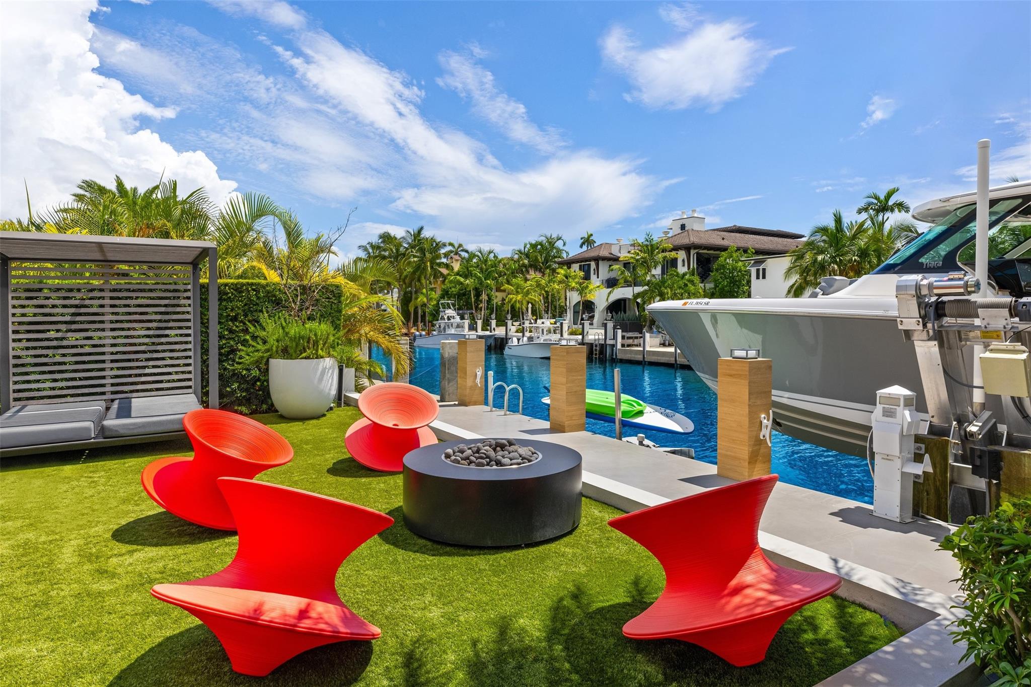 650 Royal Plz Dr Fort Lauderdale, FL 33301 650 Royal Plz Dr Fort Lauderdale, FL 33301