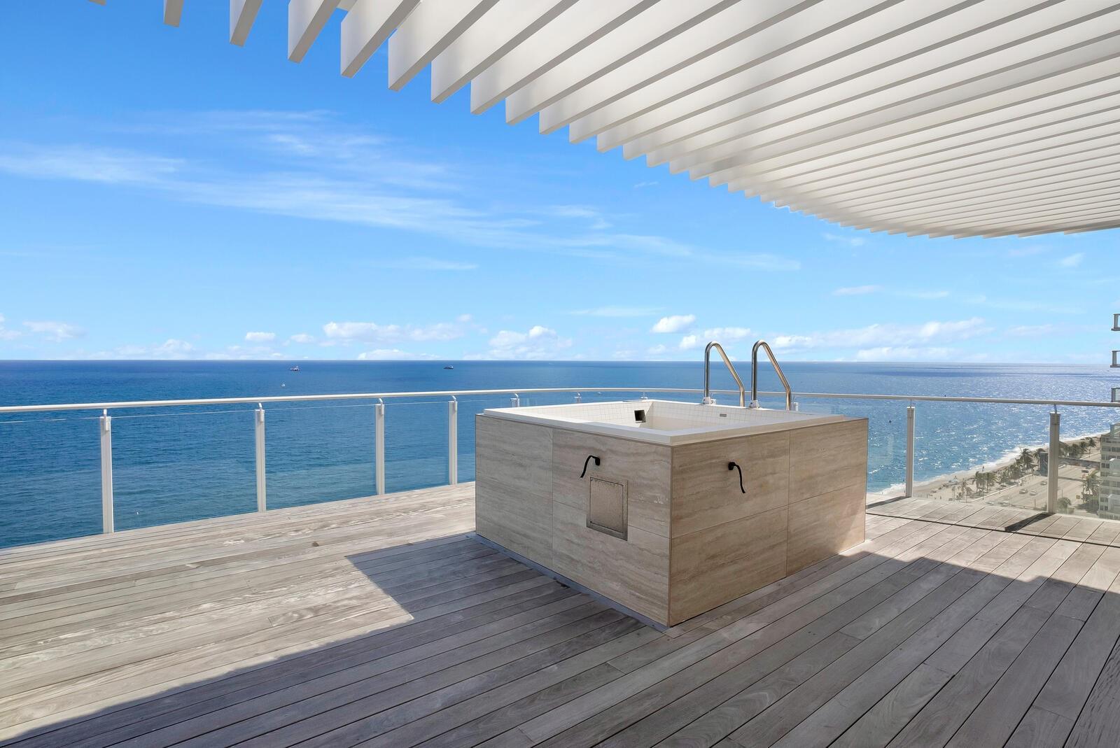 525 Fort Lauderdale Bch Blvd #1701 Fort Lauderdale, FL 33304