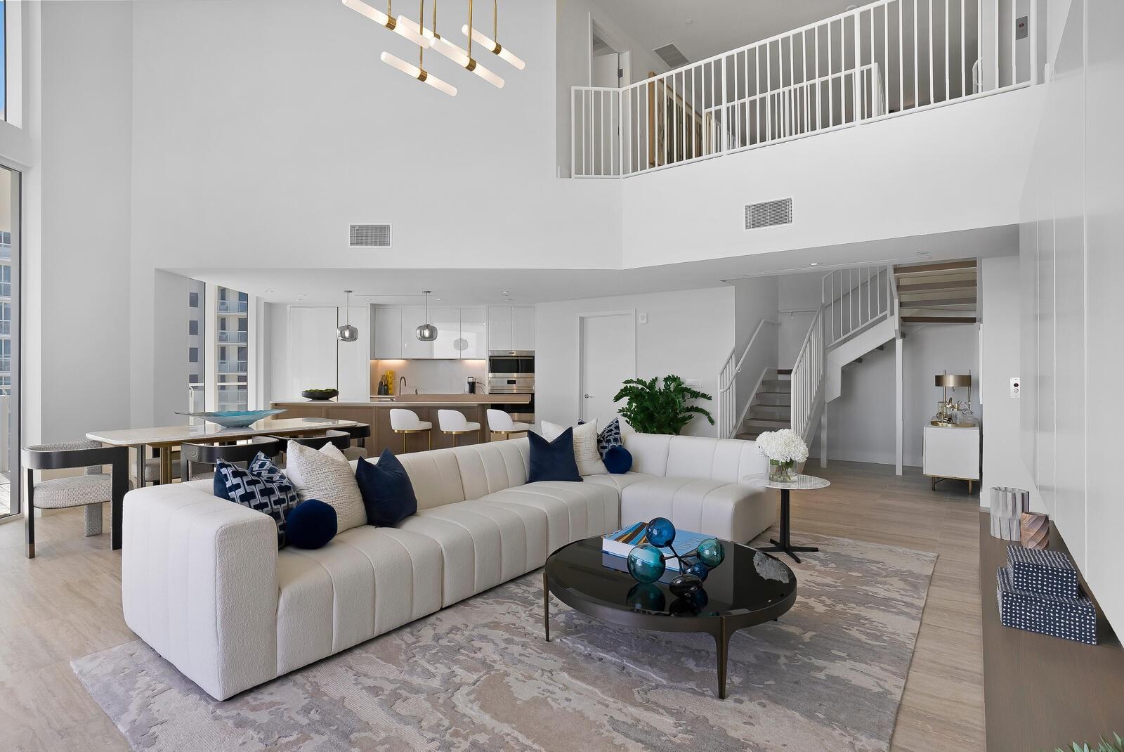 525 Fort Lauderdale Bch Blvd #1701 Fort Lauderdale, FL 33304