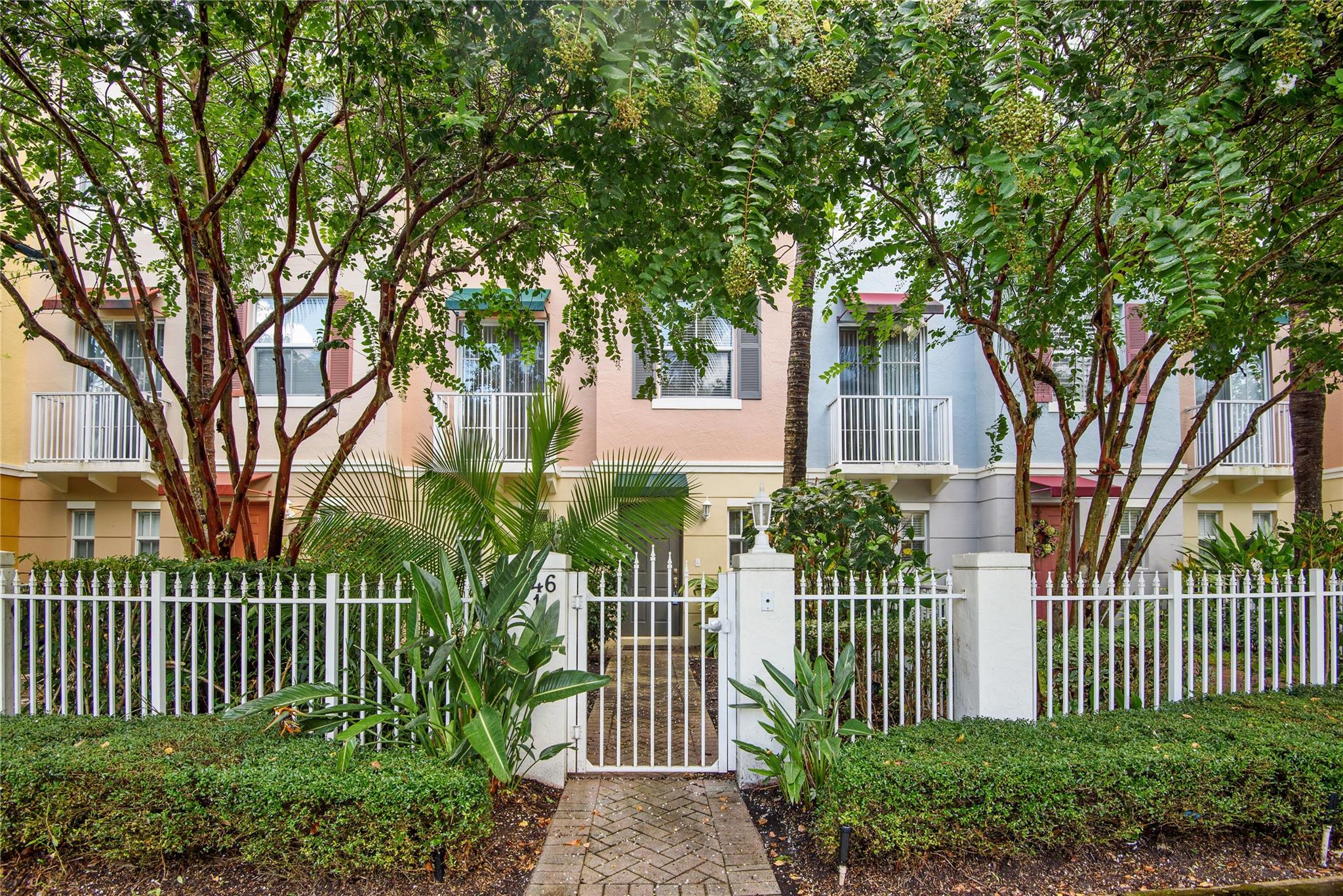 546 NE 7th Ave #1