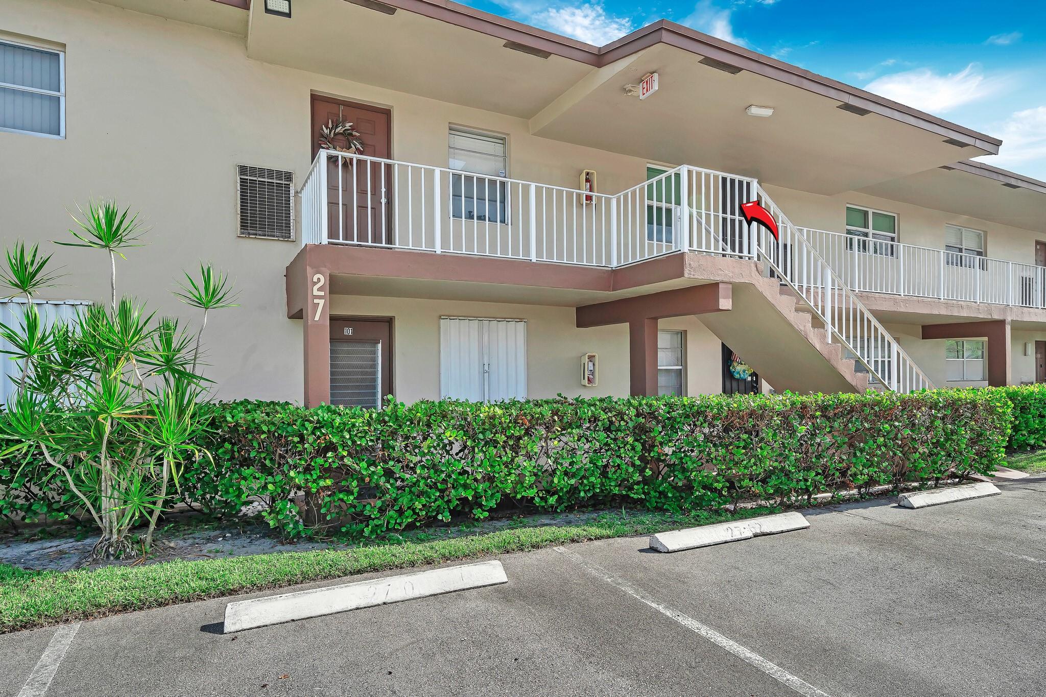 7600 NW 5th Ct #202