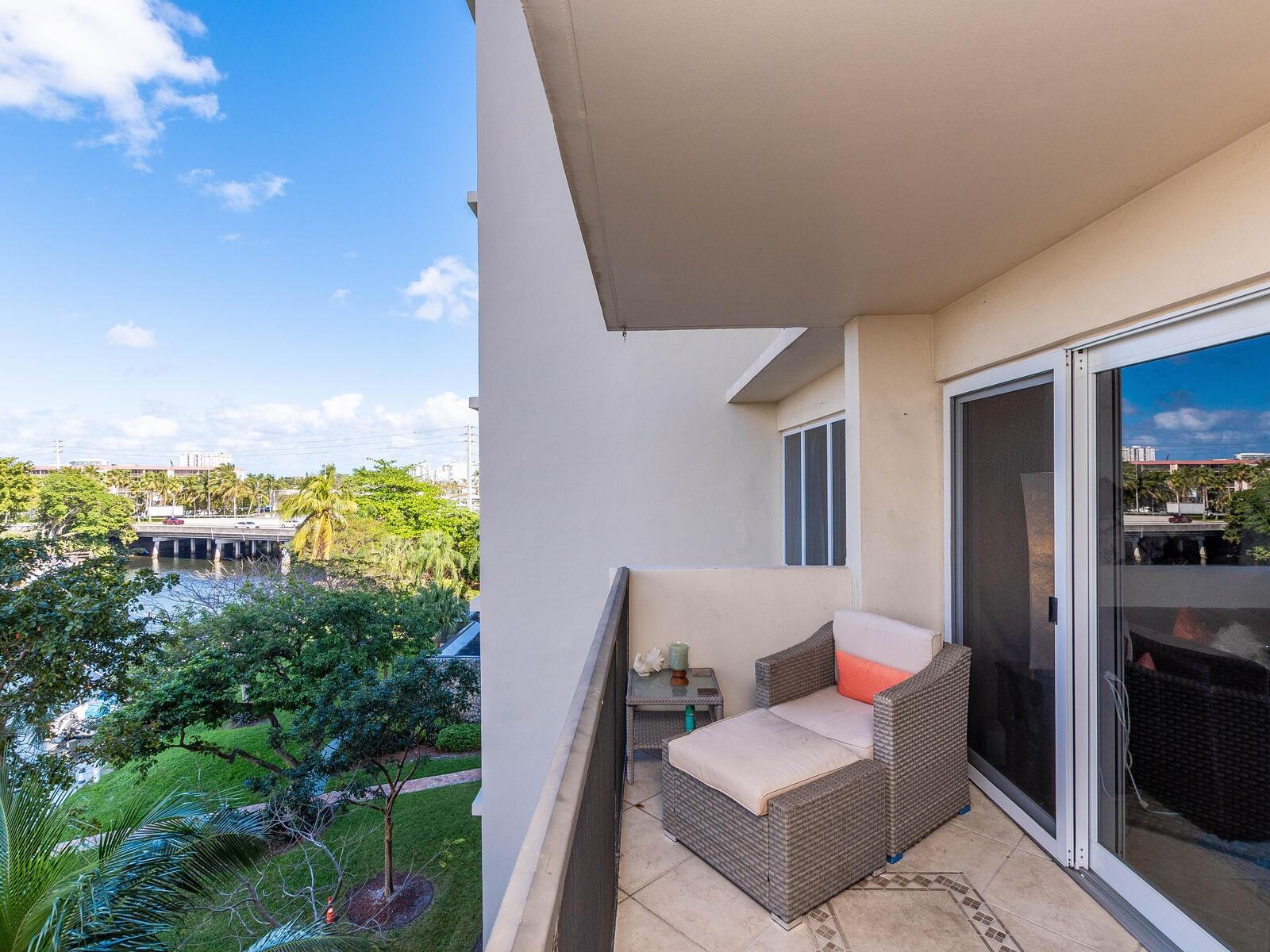 801 S Federal Hwy #519,Pompano Beach, FL 33062