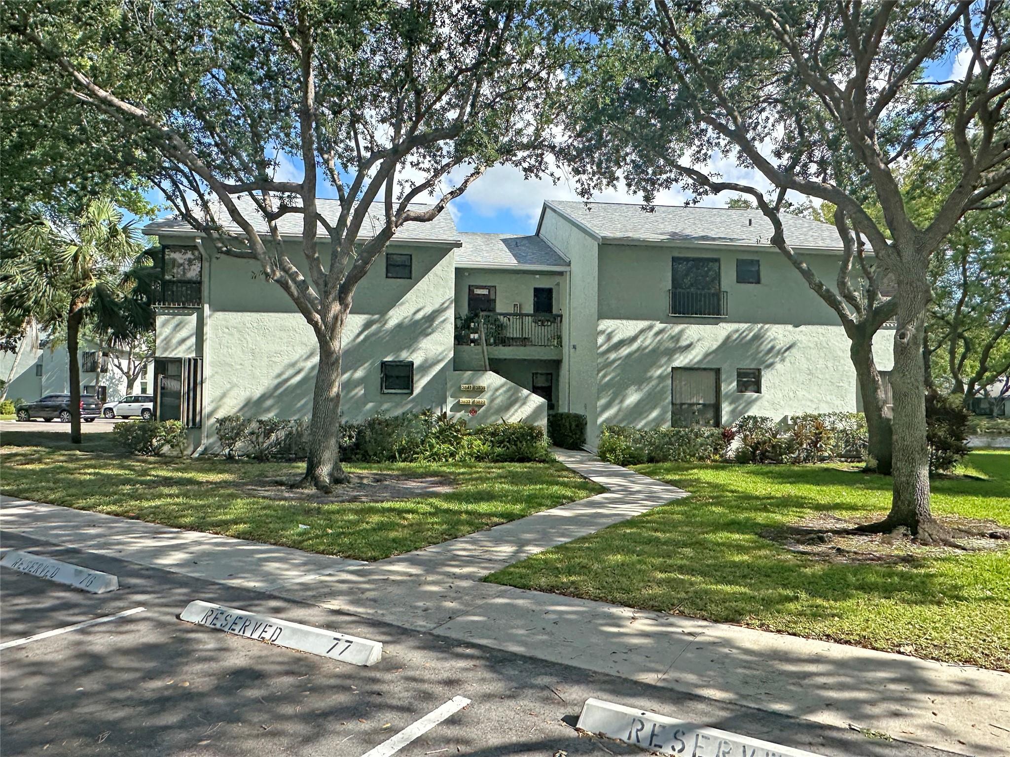 3833 Carambola Cir #2968