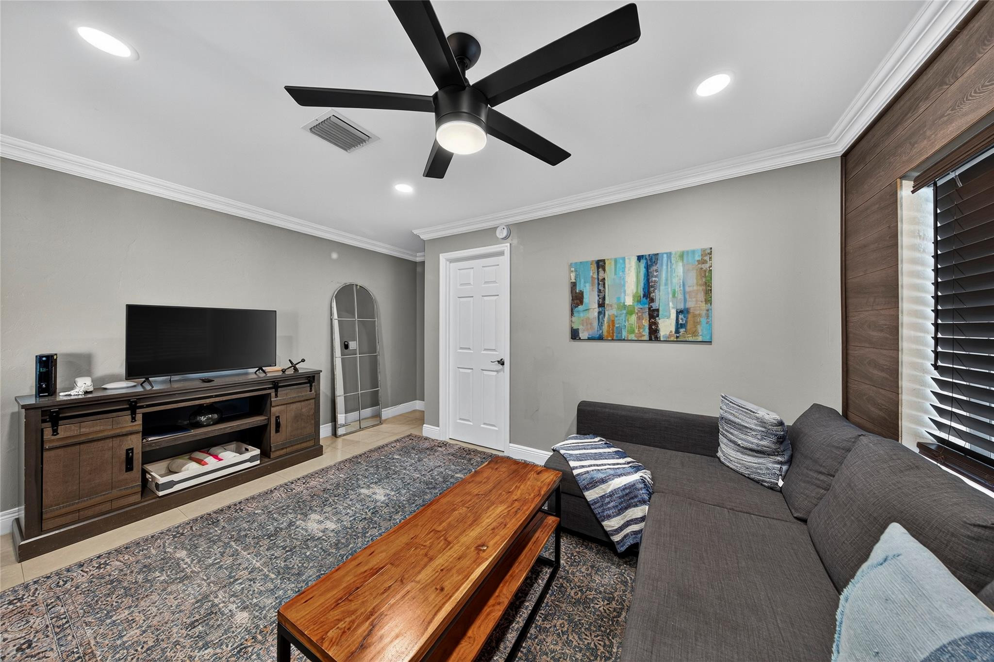 1210 NE 16th Fort Lauderdale, FL 33304