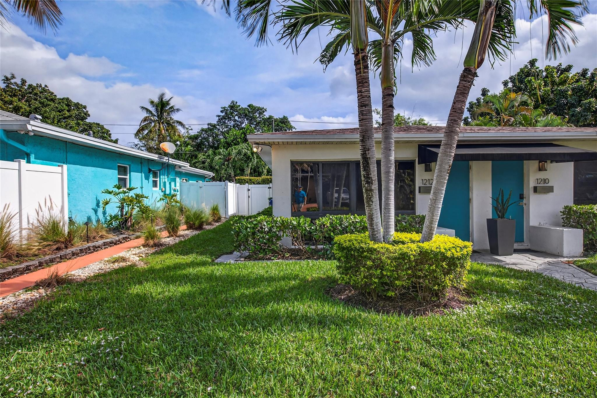 1210 NE 16th Fort Lauderdale, FL 33304