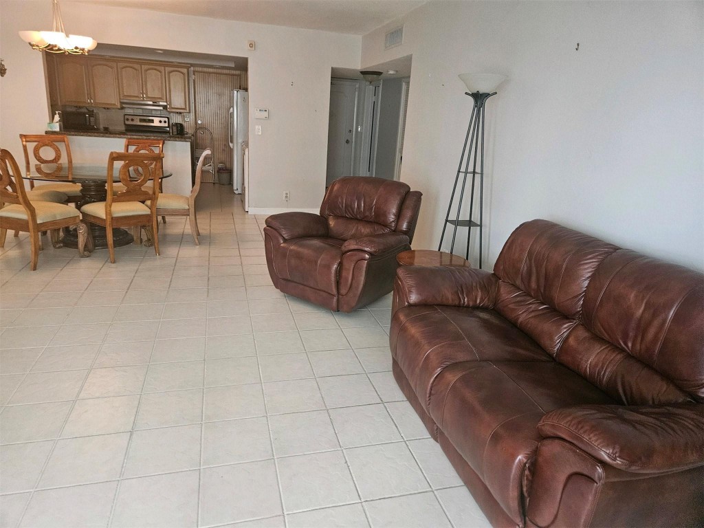 3850 Galt Ocean Dr #208 Fort Lauderdale, FL 33308