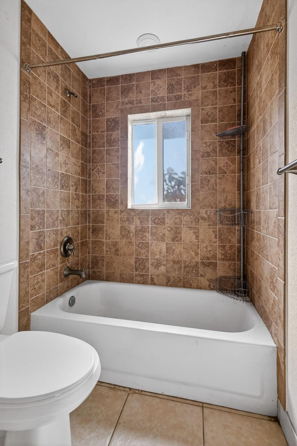 6351 NW 31st Ct Miami, FL 33147