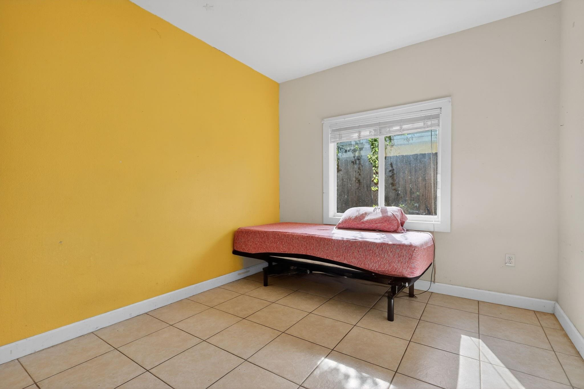 6351 NW 31st Ct Miami, FL 33147