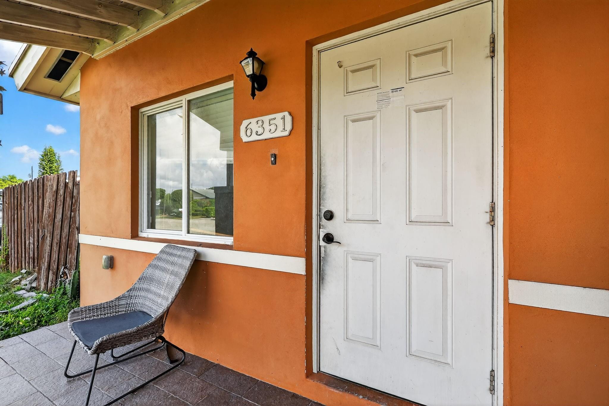 6351 NW 31st Ct Miami, FL 33147