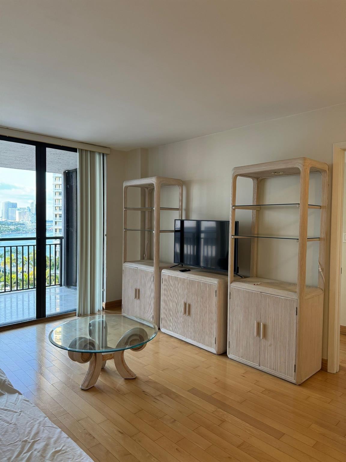 540 Brickell Key Dr #1214 Miami, FL 33131