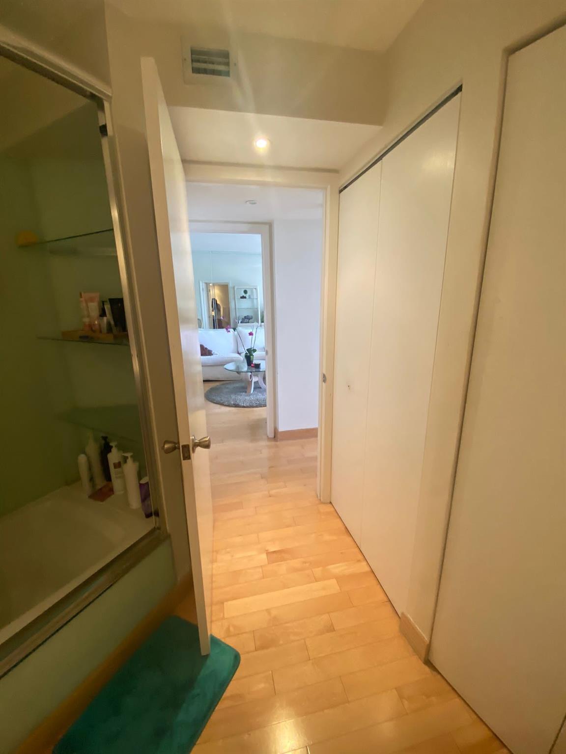 540 Brickell Key Dr #1214 Miami, FL 33131